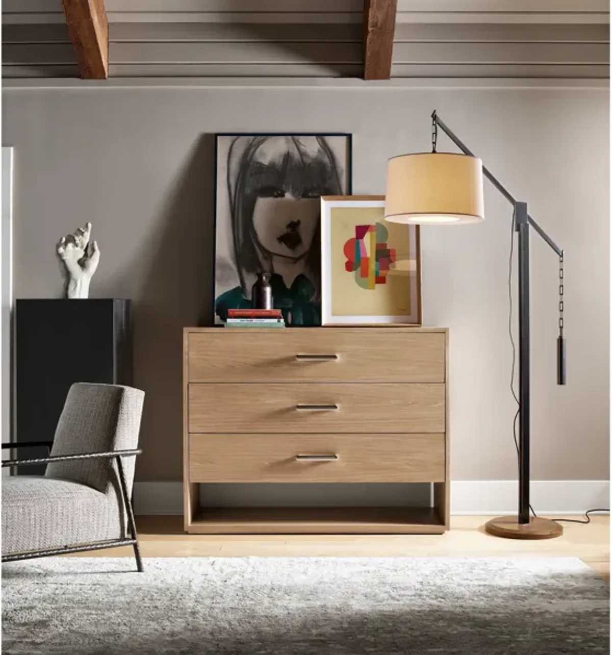 Vista Dresser