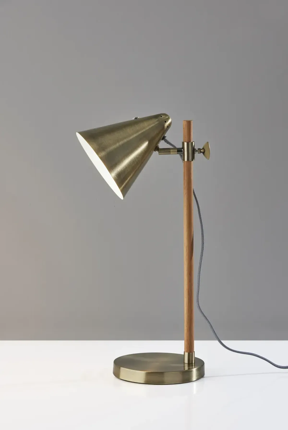 Bryn Desk Lamp