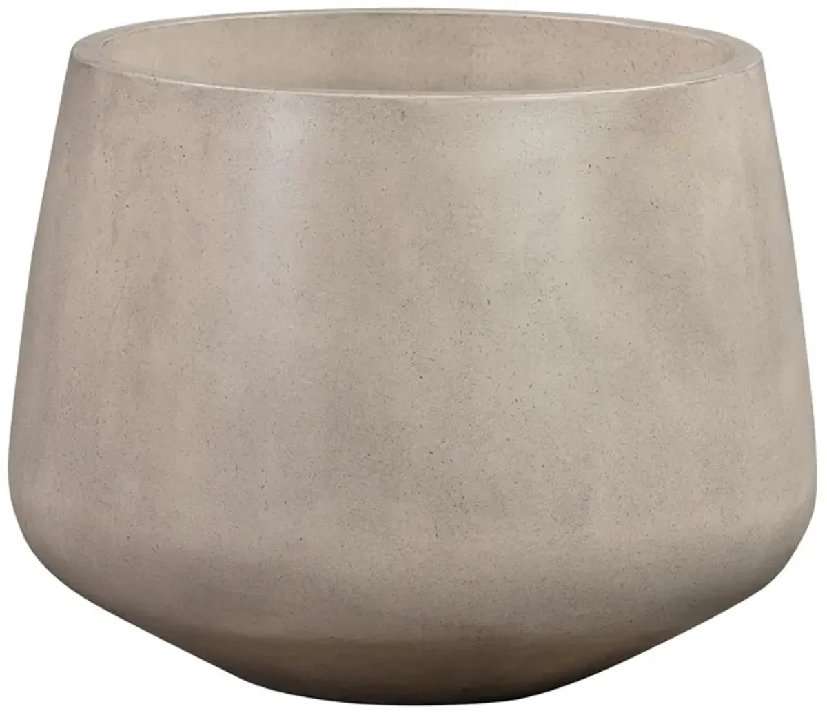 Amethyst Medium Round Lightweight White Concrete Indoor or Outdoor Planter in white