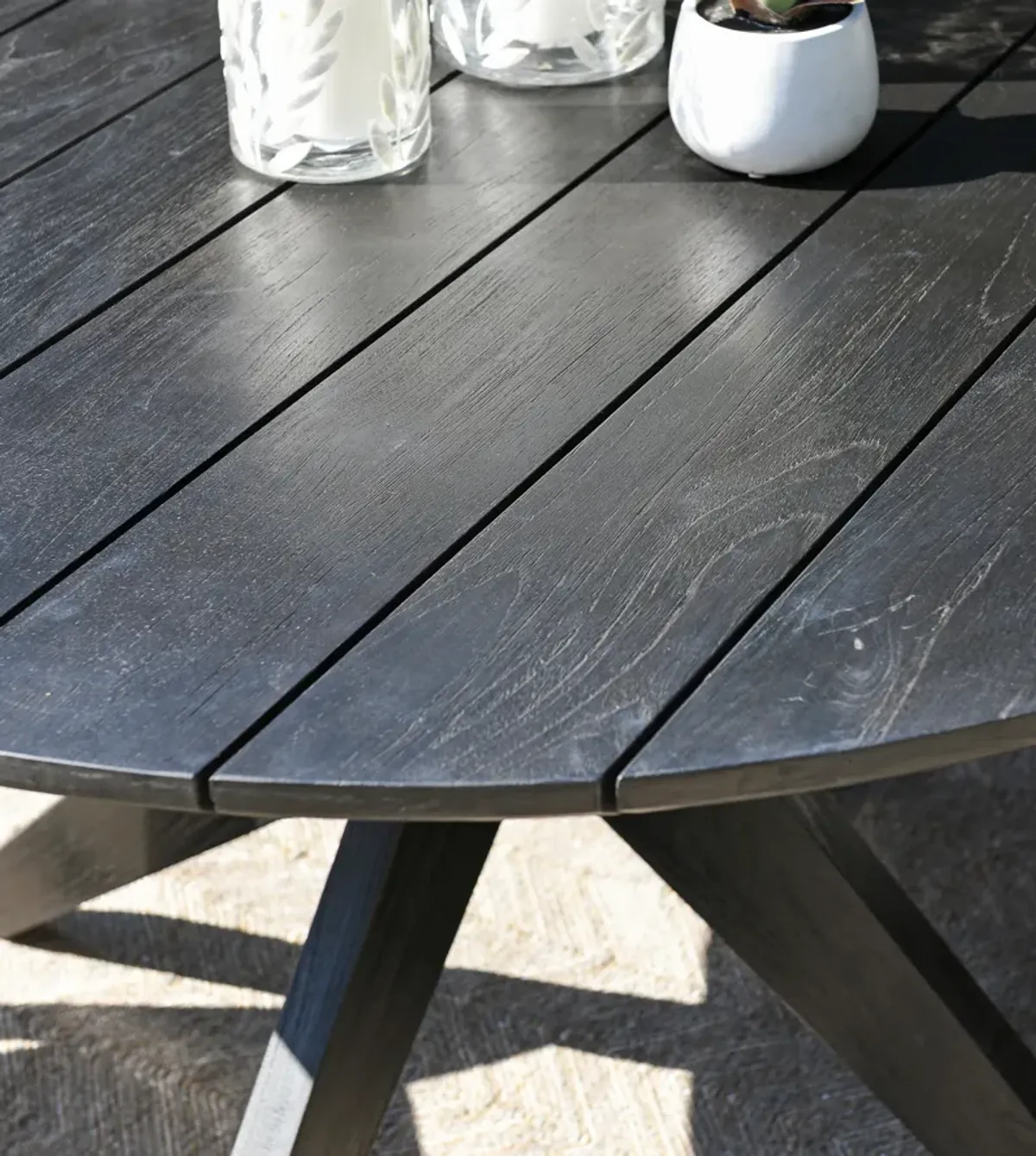 Alameda Outdoor Round Dining Table