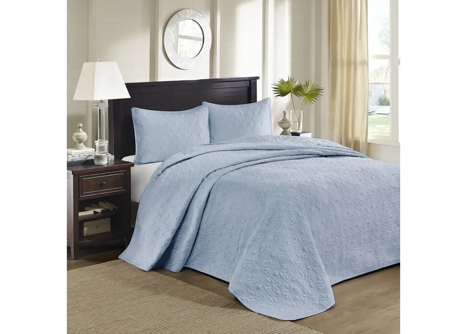 Madison Park Quebec Blue Reversible Bedspread Set