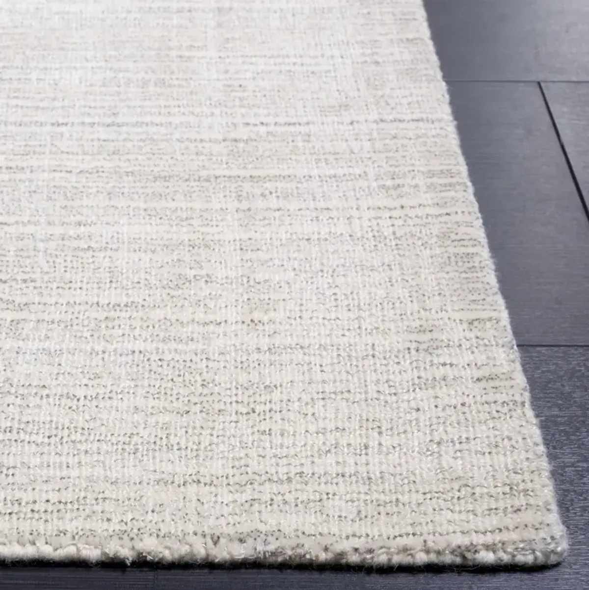 MIRAGE 731 IVORY 2'-3' x 8' Runner Rug