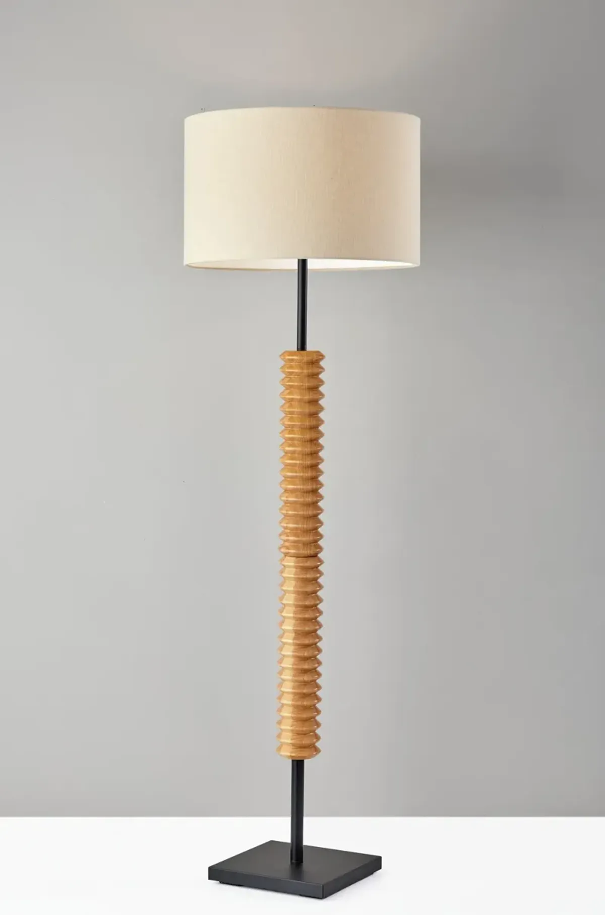 Judith Floor Lamp