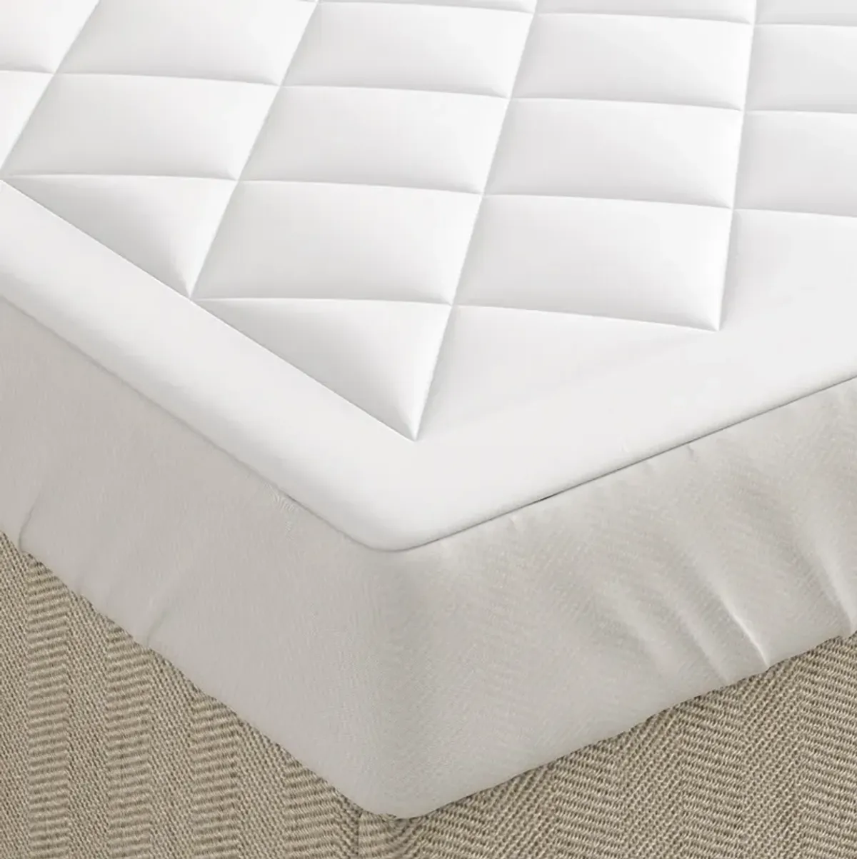 Sleep Philosophy Holden White Waterproof Sofa Bed Mattress Pad