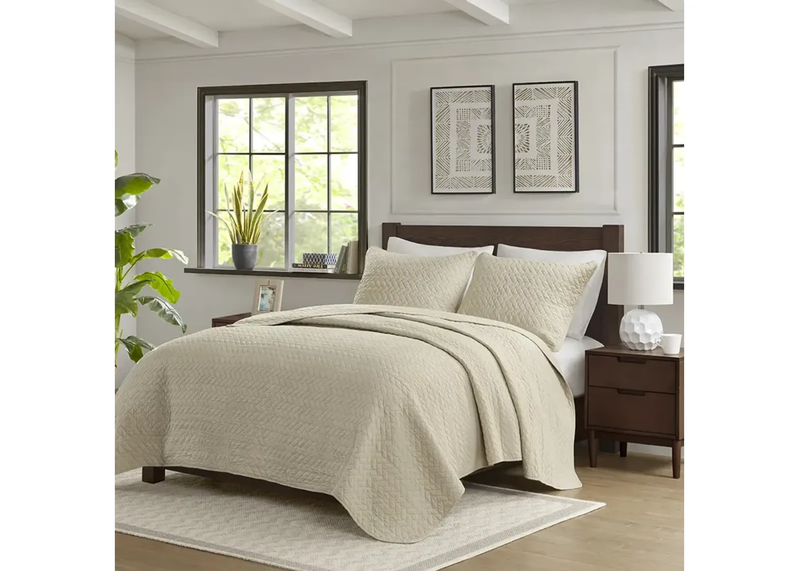 Hampton Hill Velvet Touch Linen 3 Piece Luxurious Oversized Quilt Set