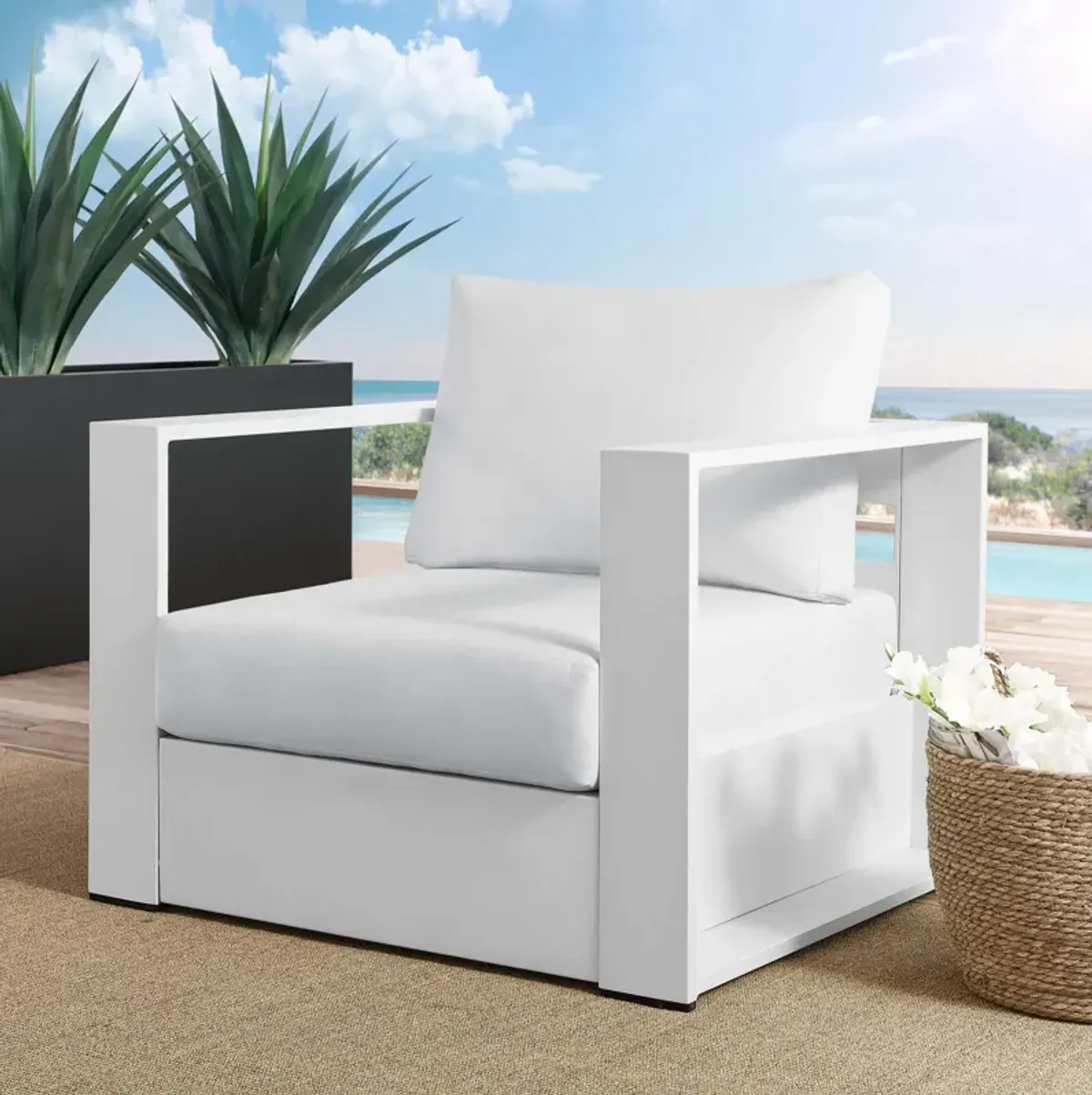 Tahoe Powder-Coated Aluminum Outdoor Armchair