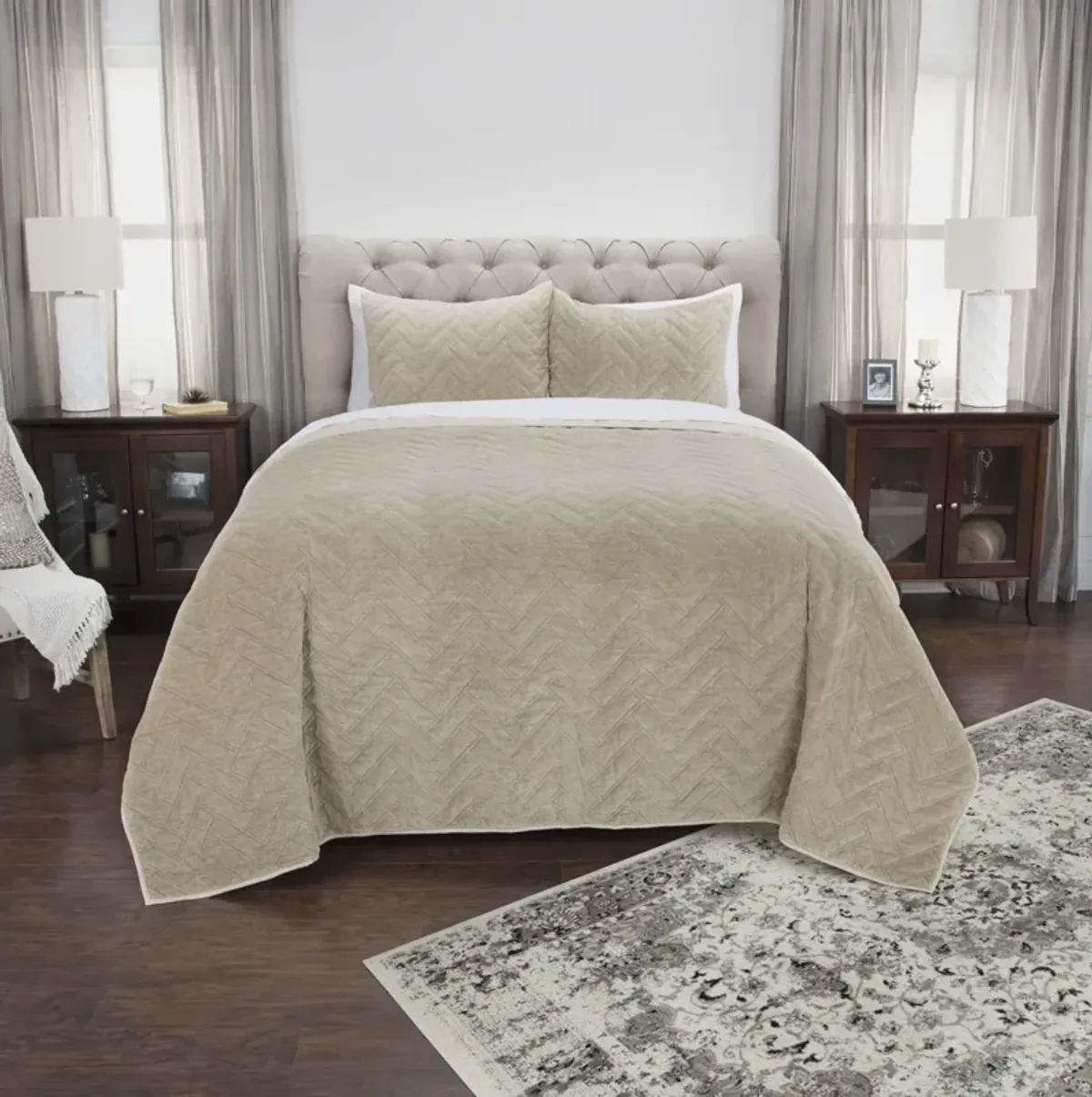 DOH Riviera Natural Queen Solid Natural Quilt