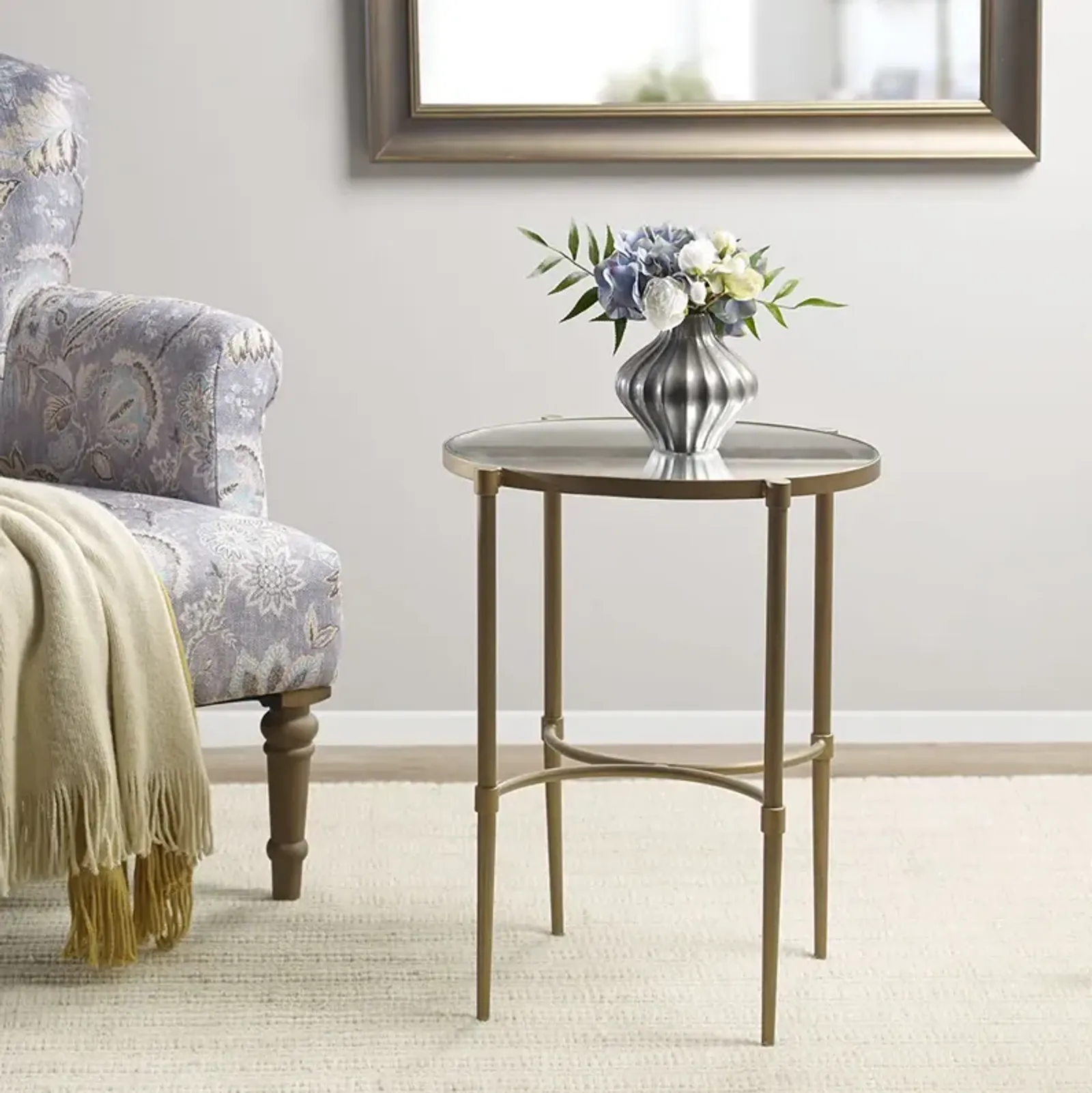 Lia Oval Accent Table