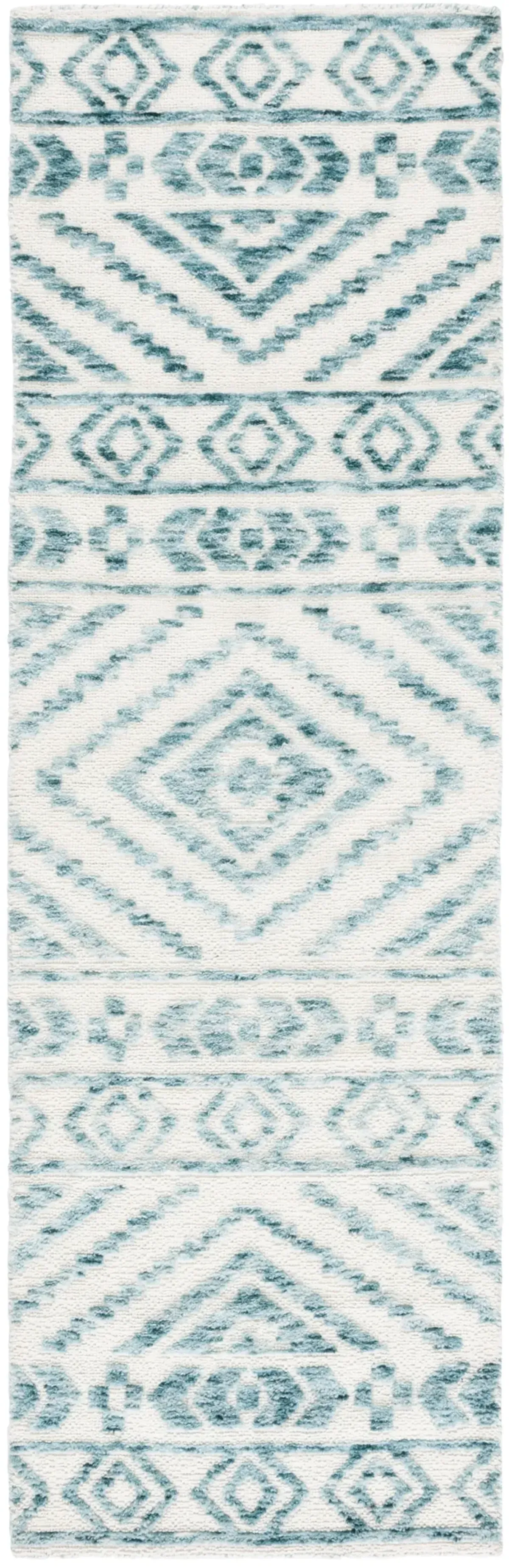 AUDREY 201 IVORY  2'-6' x 8' Runner Rug