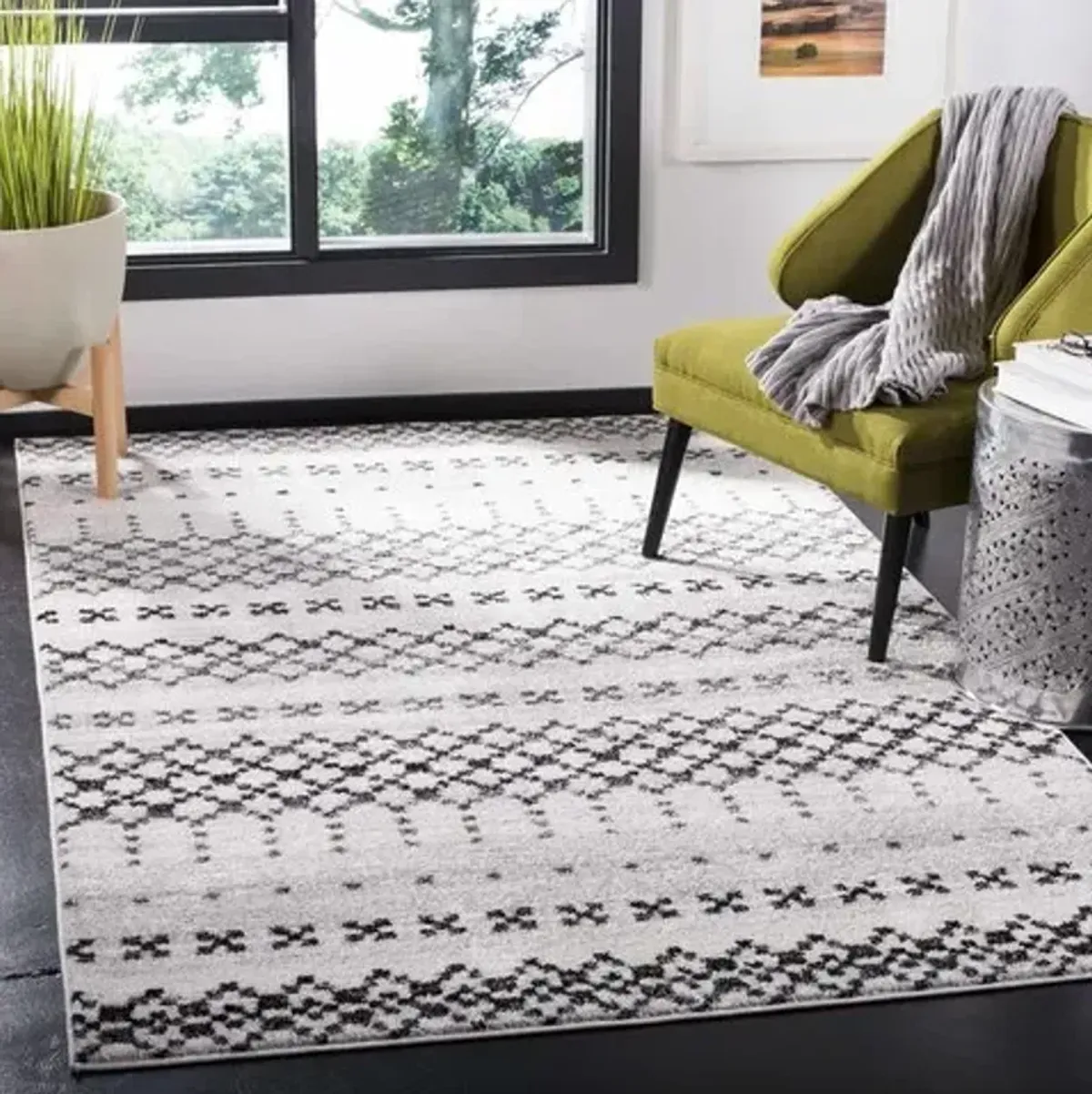 ADIRONDACK Contemporary Grey / Ivory 3' X 5' Powerloomed Rug