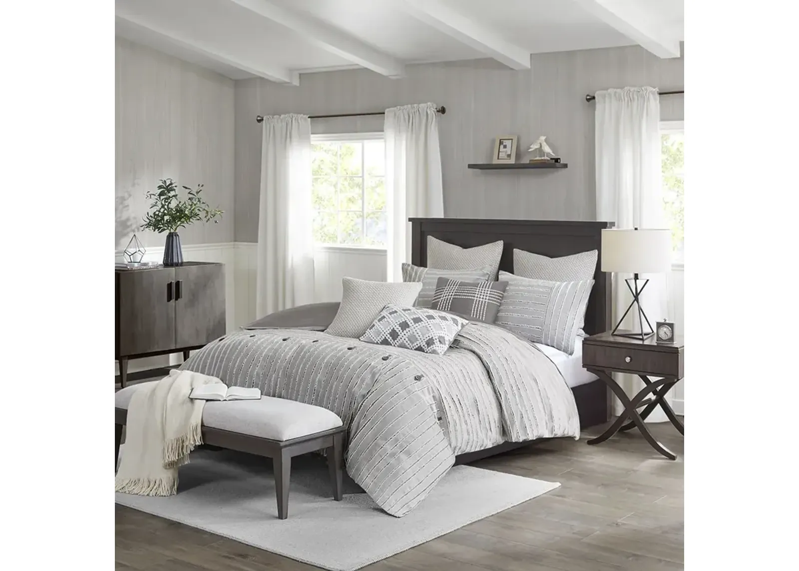 Madison Park Signature Essence Gray Oversized Cotton Clipped Jacquard Comforter Set with Euro Shams and Throw Pillows