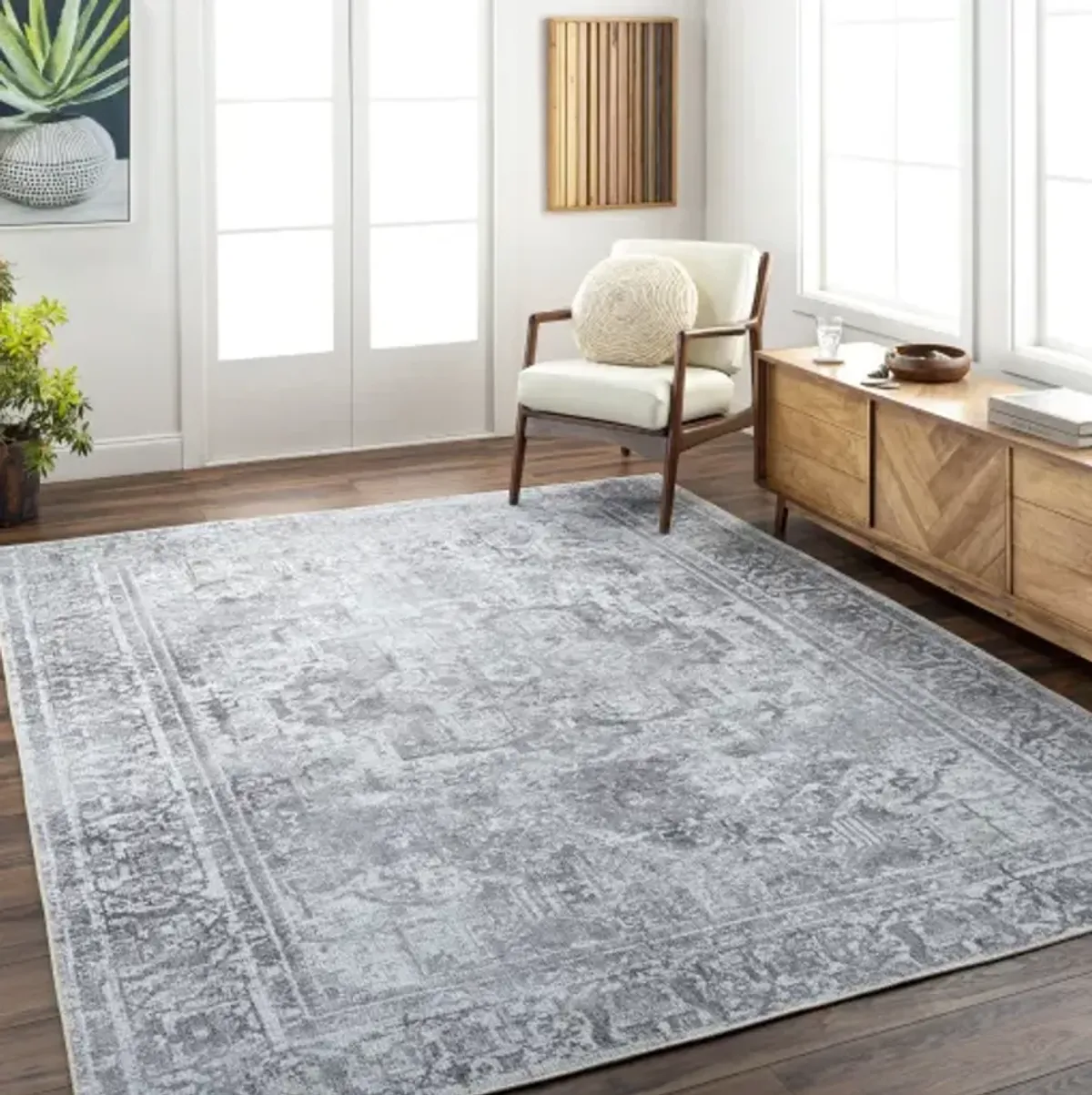 Tahmis 6'7" x 9' Rug