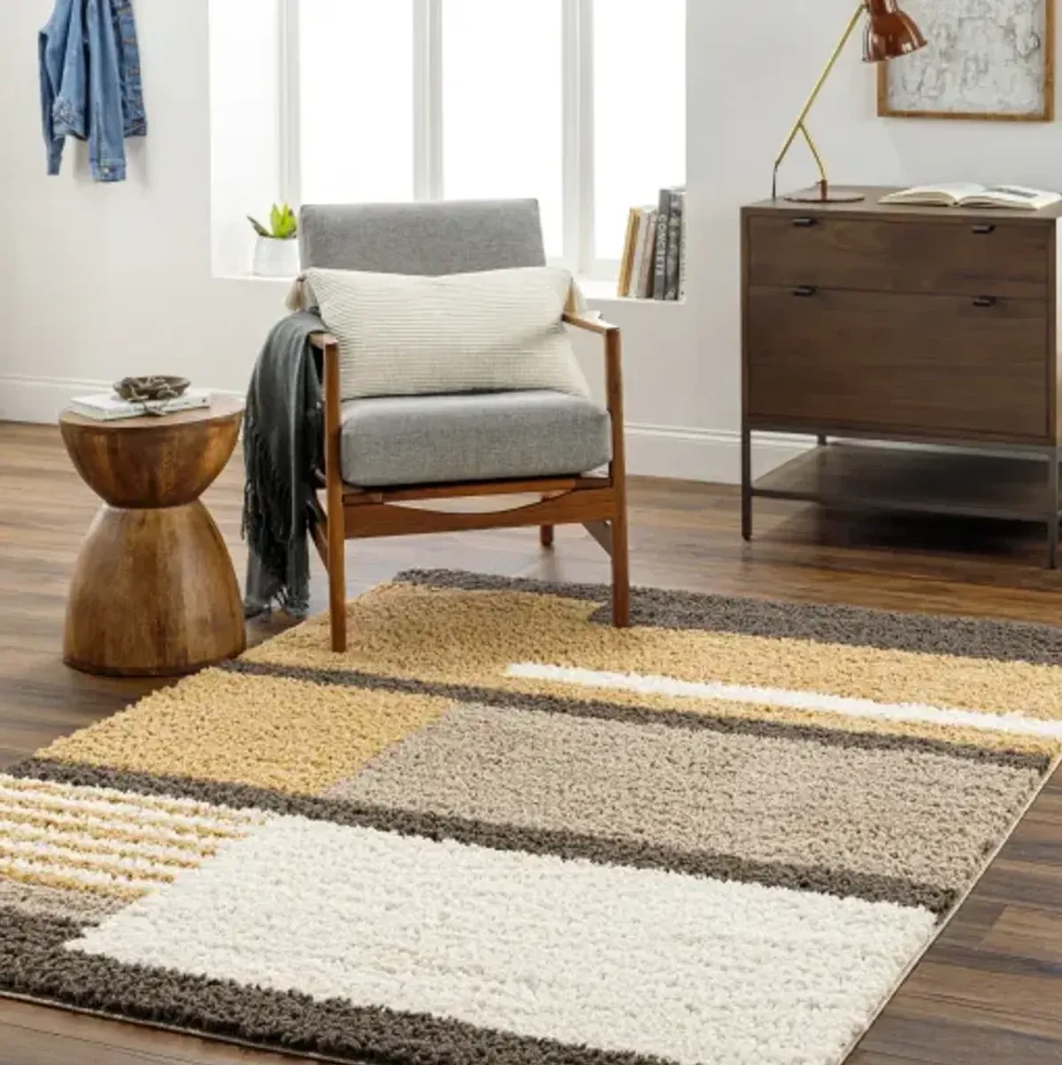 Birmingham BMM-2317 7'10" x 10' Machine Woven Rug