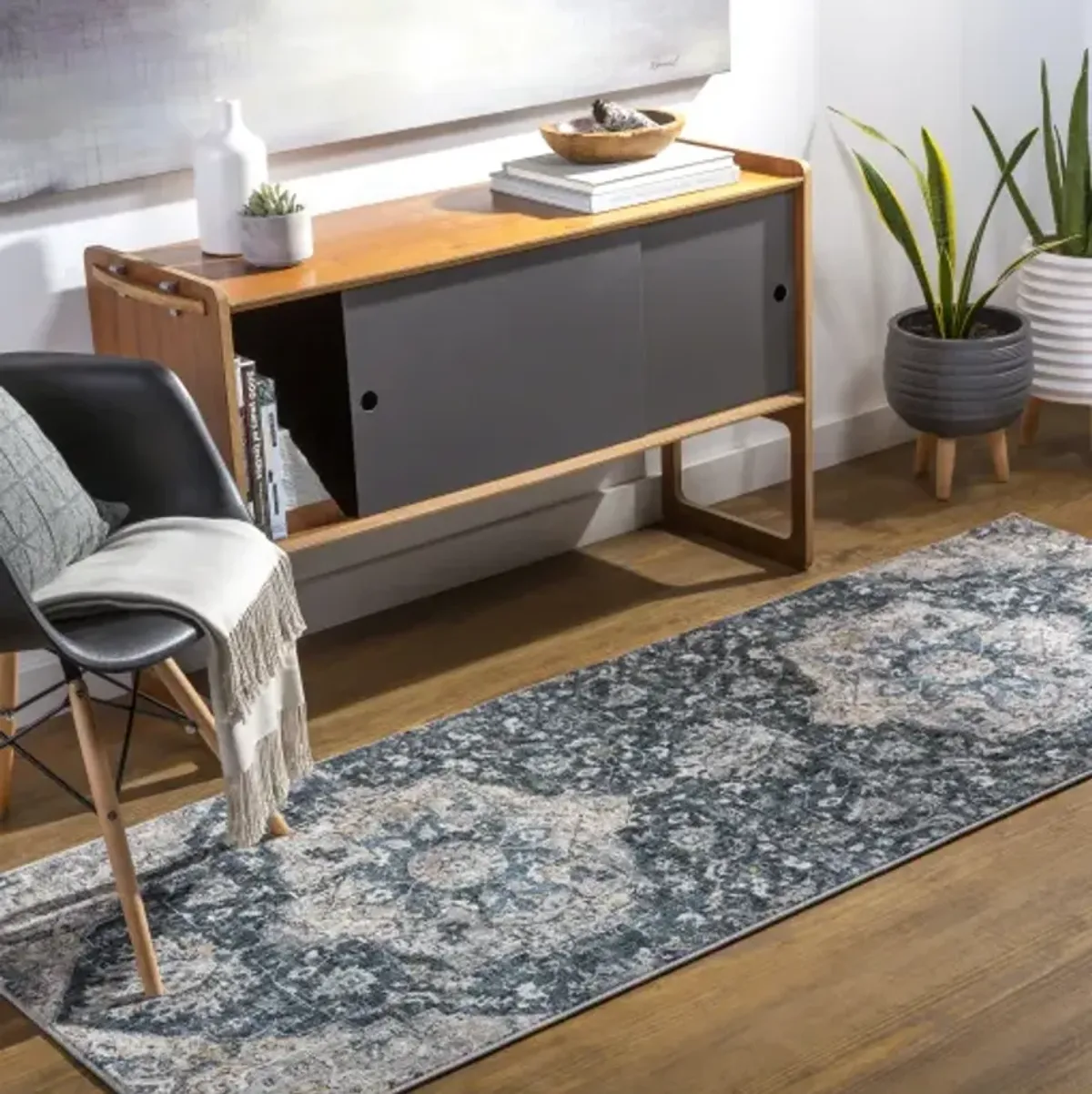 Cardiff 2'7" x 4' Rug