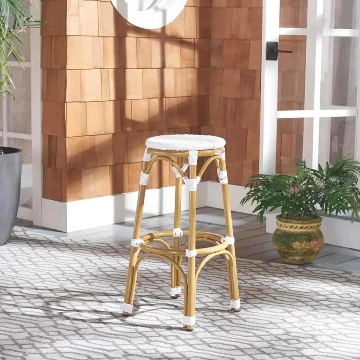 KIPNUK INDOOR OUTDOOR BAR STOOL