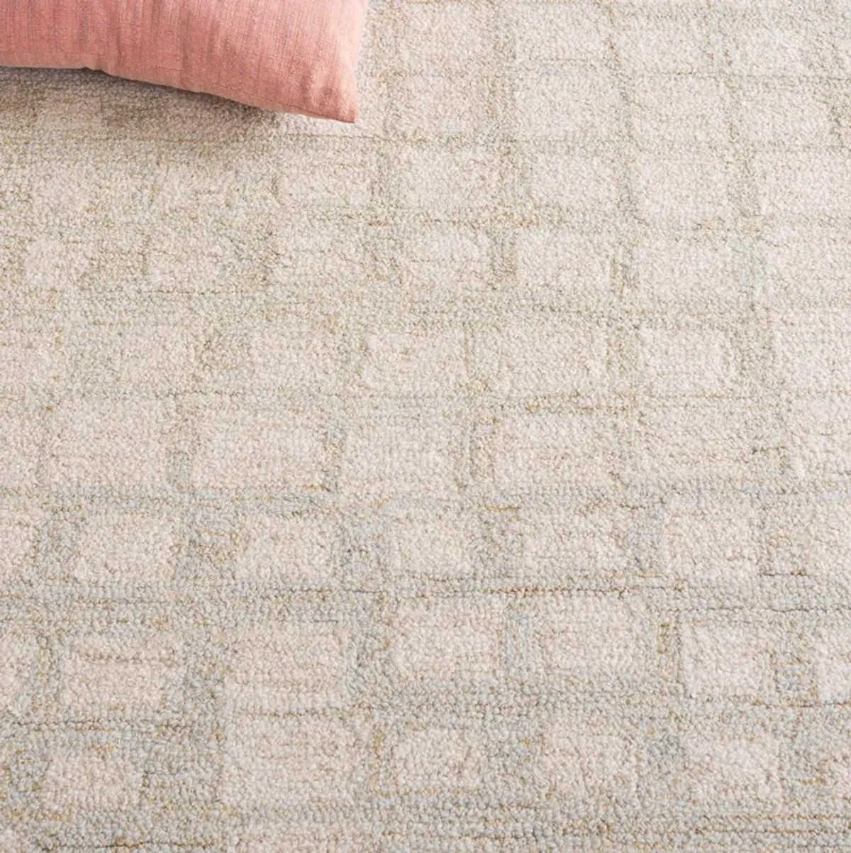 METRO Hand Tufted 3' x 5' area rug