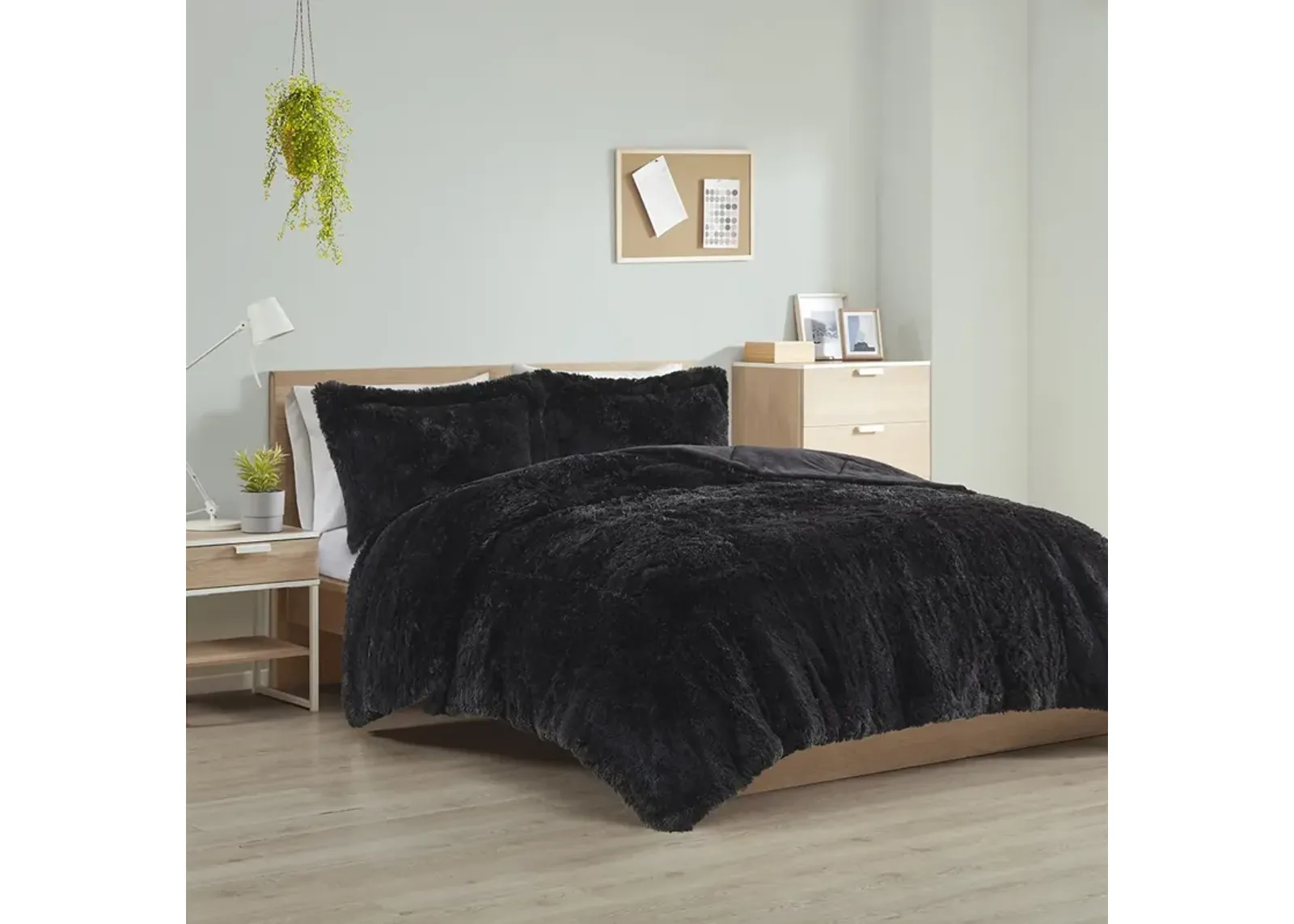 Intelligent Design Malea Black Shaggy Long Fur Comforter Mini Set