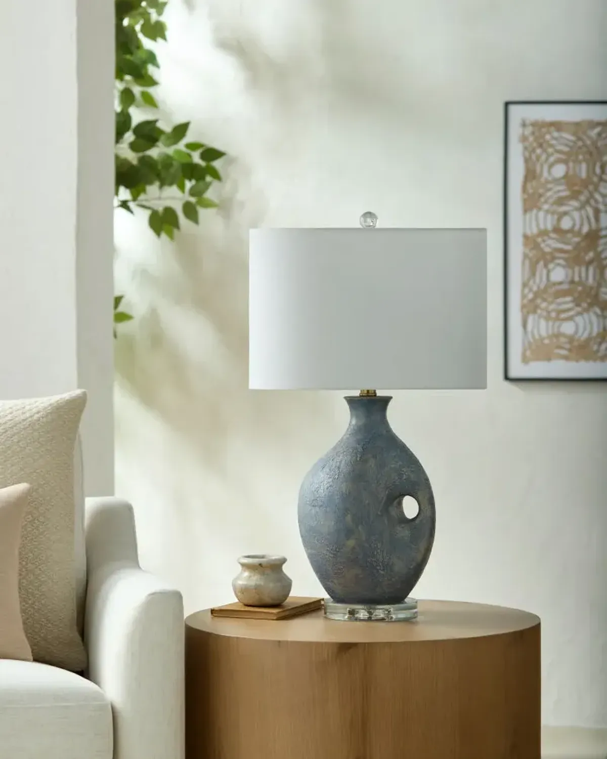 Haria HRI-002 26"H x 10"W x 15"D Accent Table Lamp