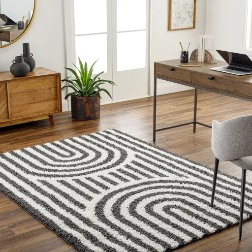 Birmingham BMM-2304 5'3" x 7' Machine Woven Rug