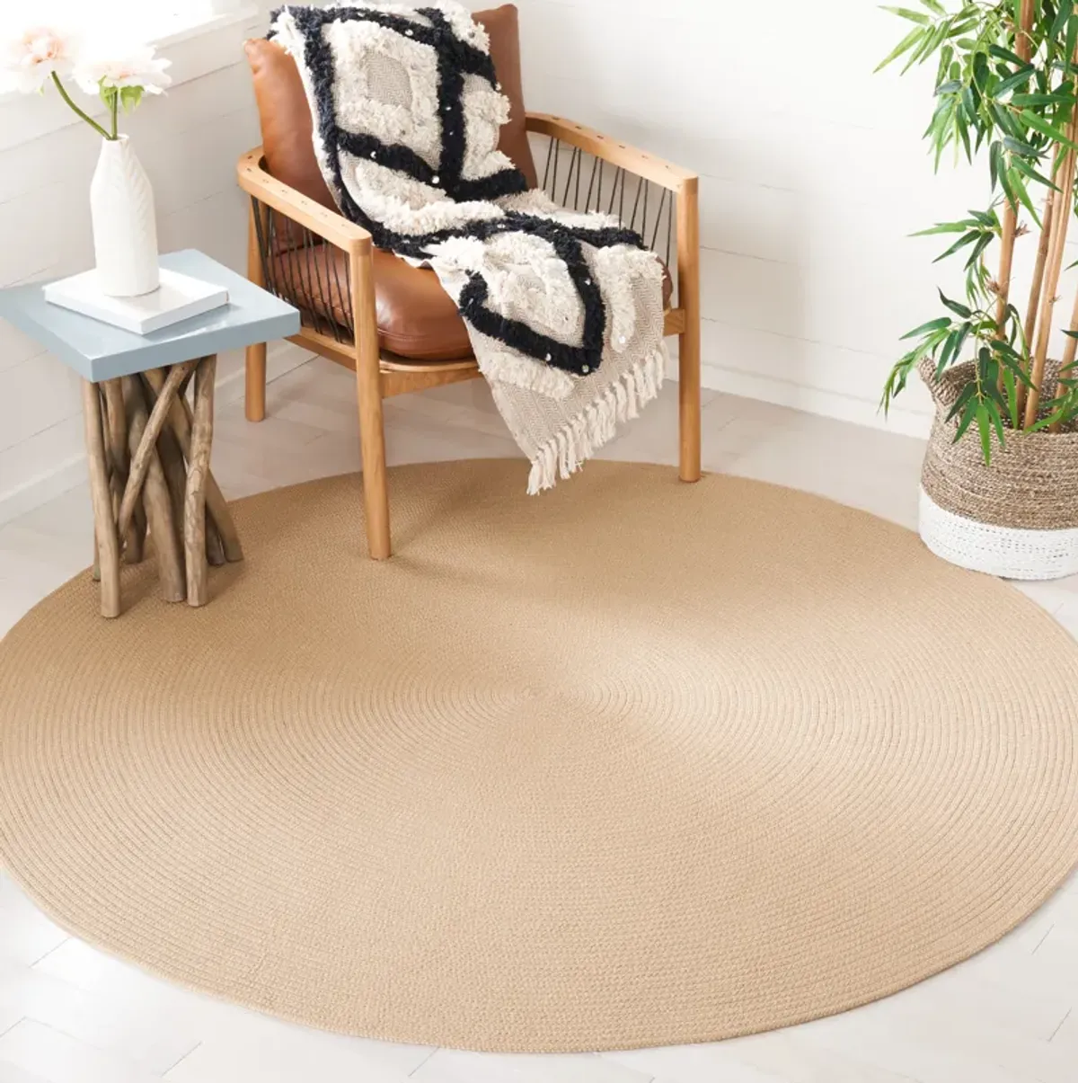 BRAIDED Hand Woven 3' x 3' Round area rug