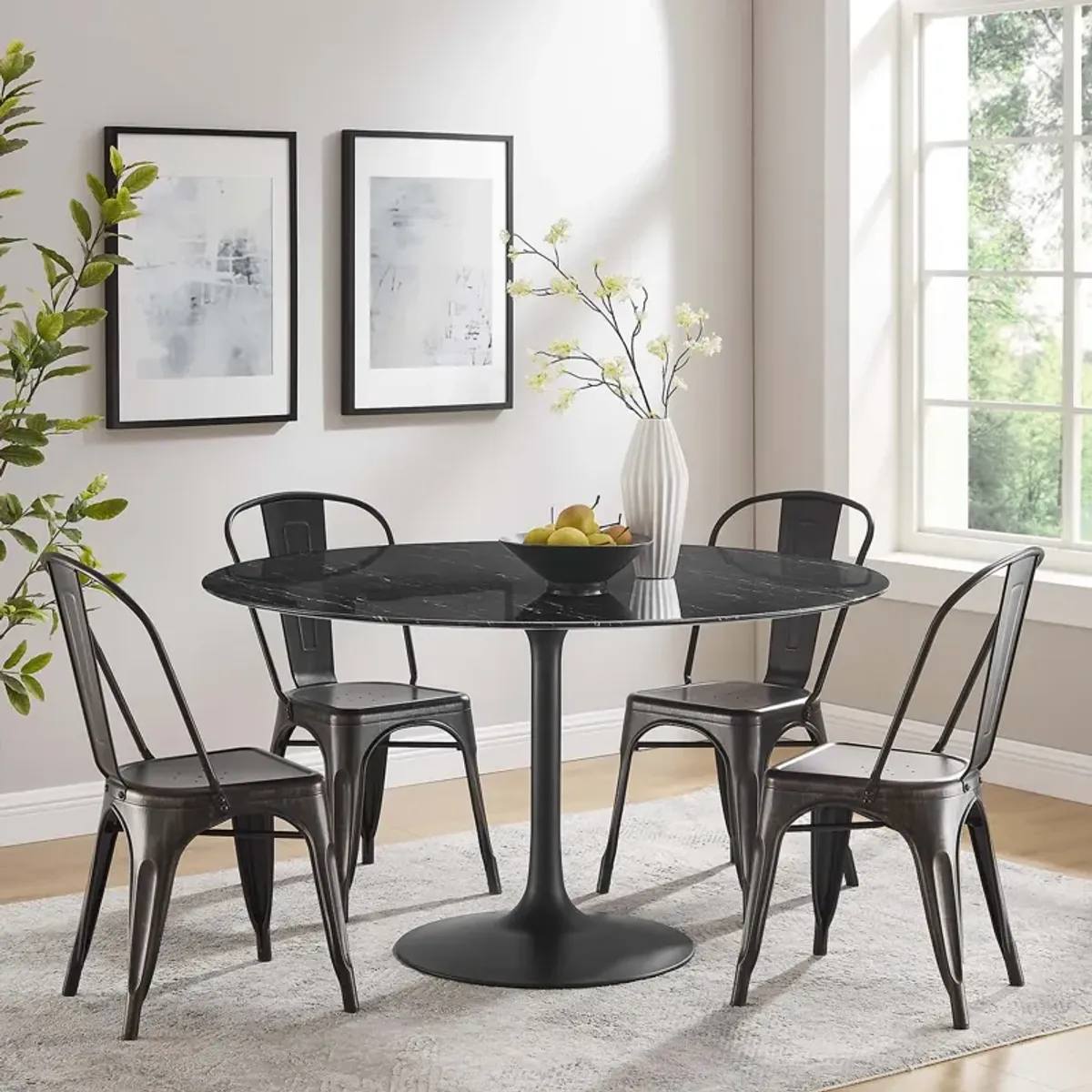 Lippa Dining Table