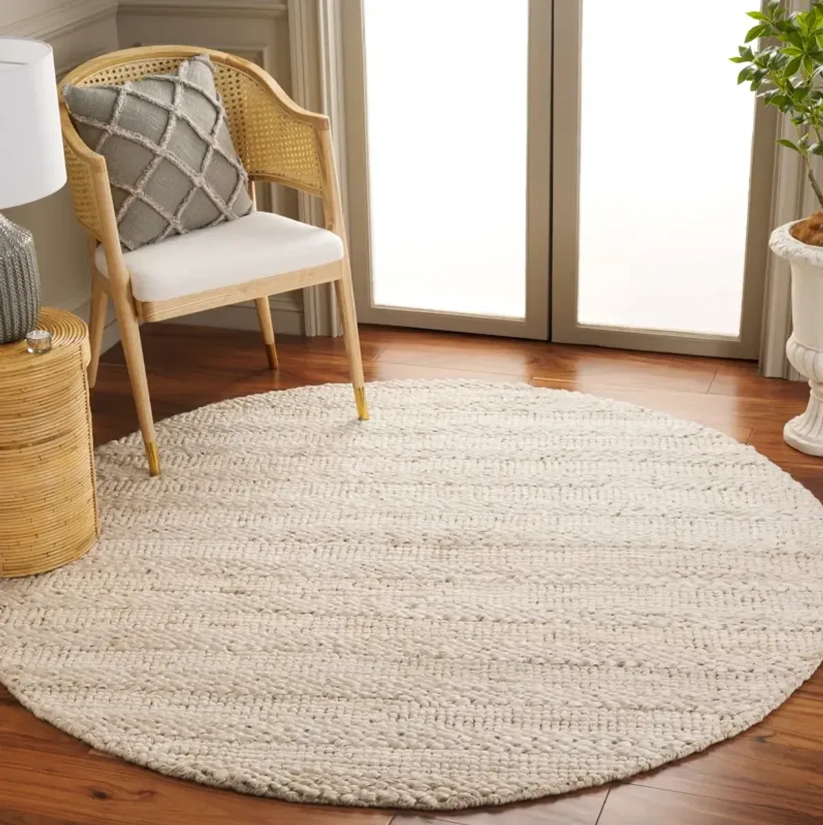 NATURAL FIBER 477 BLEACH 6' x 6' Round Round Rug