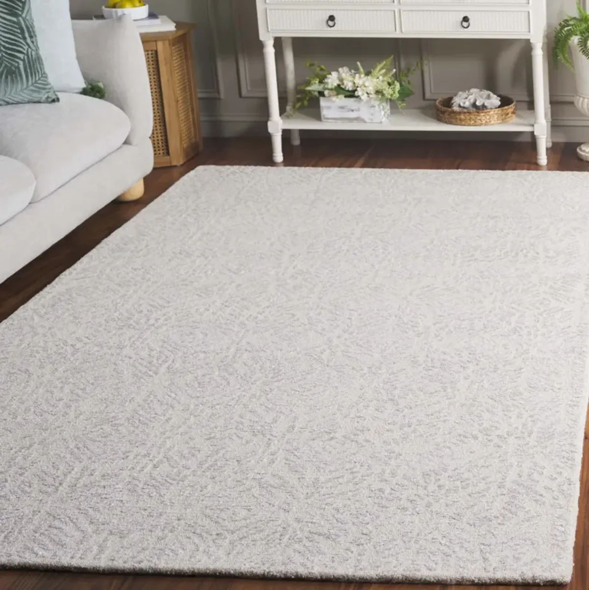 GLAMOUR Hand Tufted 8' x 10' area rug