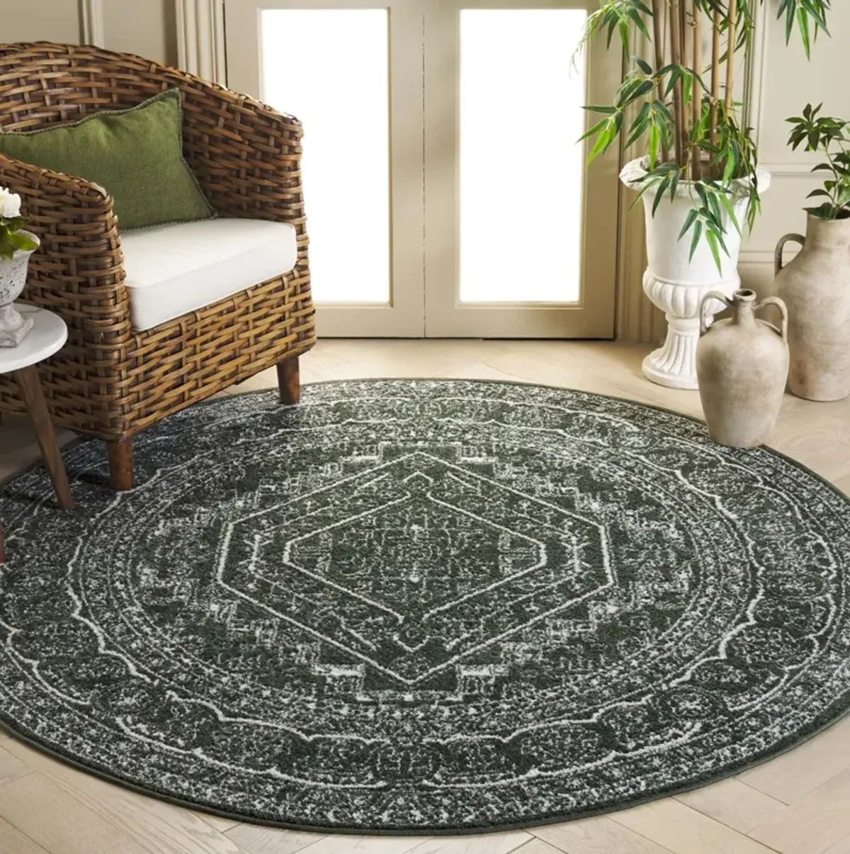 ADIRONDACK 108 DARK GREEN  6' x 6' Round Round Rug