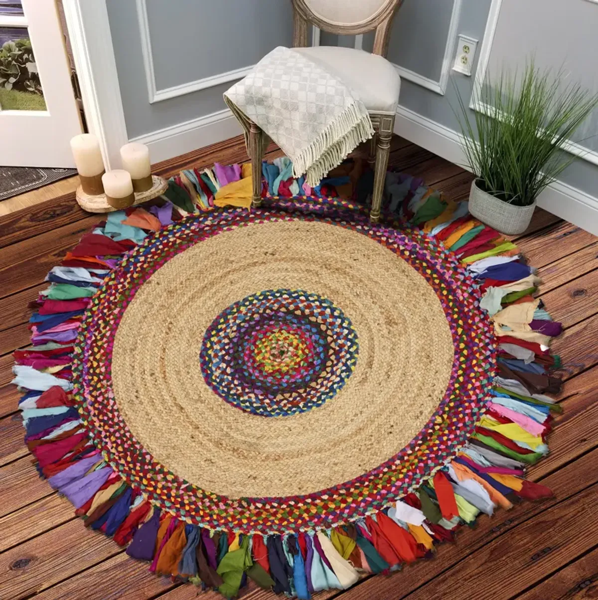 Nature Multicolored/ Tan Bohemian Chindi Cotton Blend Indoor  Round  Area Rug 5'6"