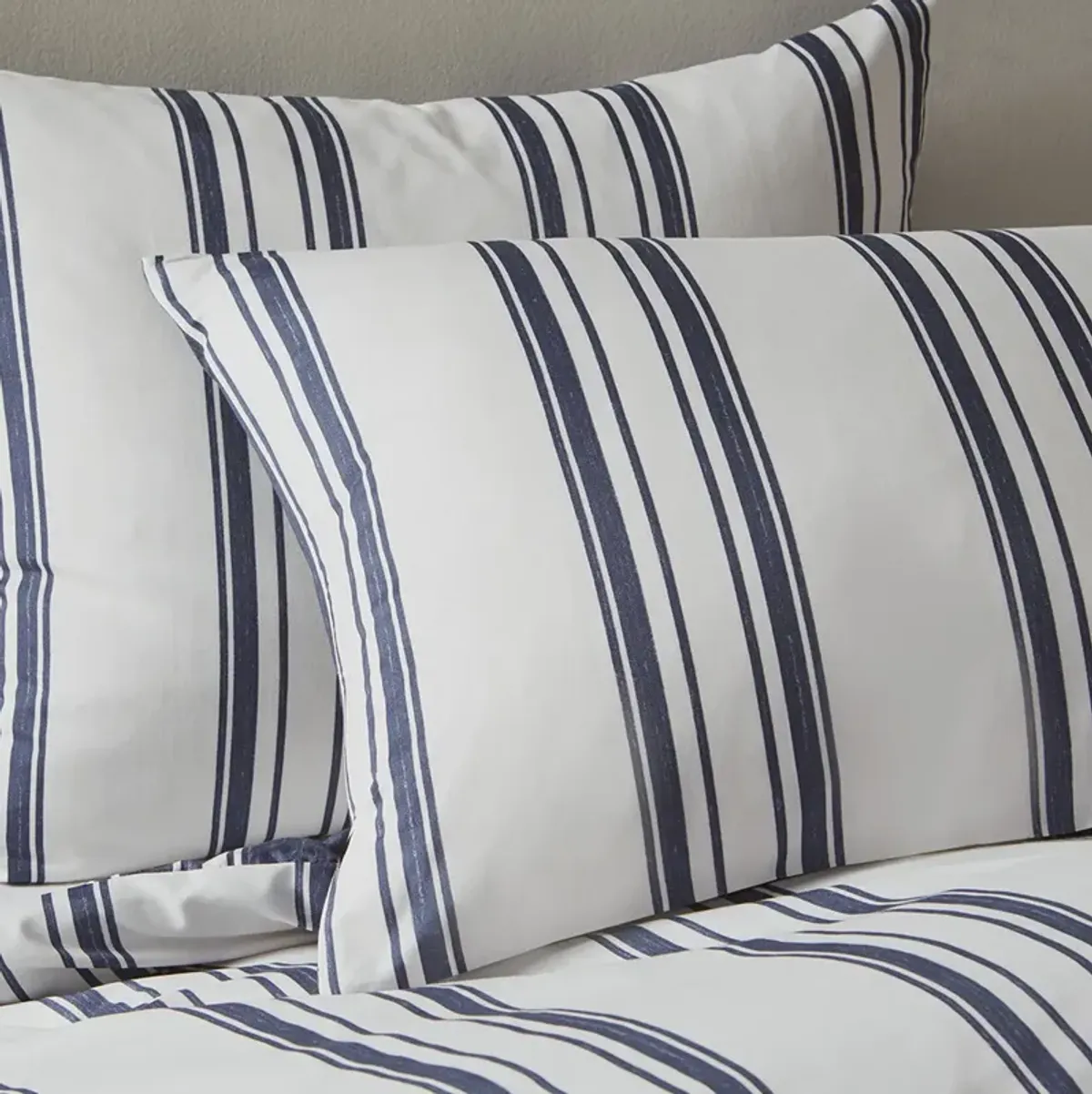 Intelligent Design Cobi Navy Striped Reversible Comforter Set