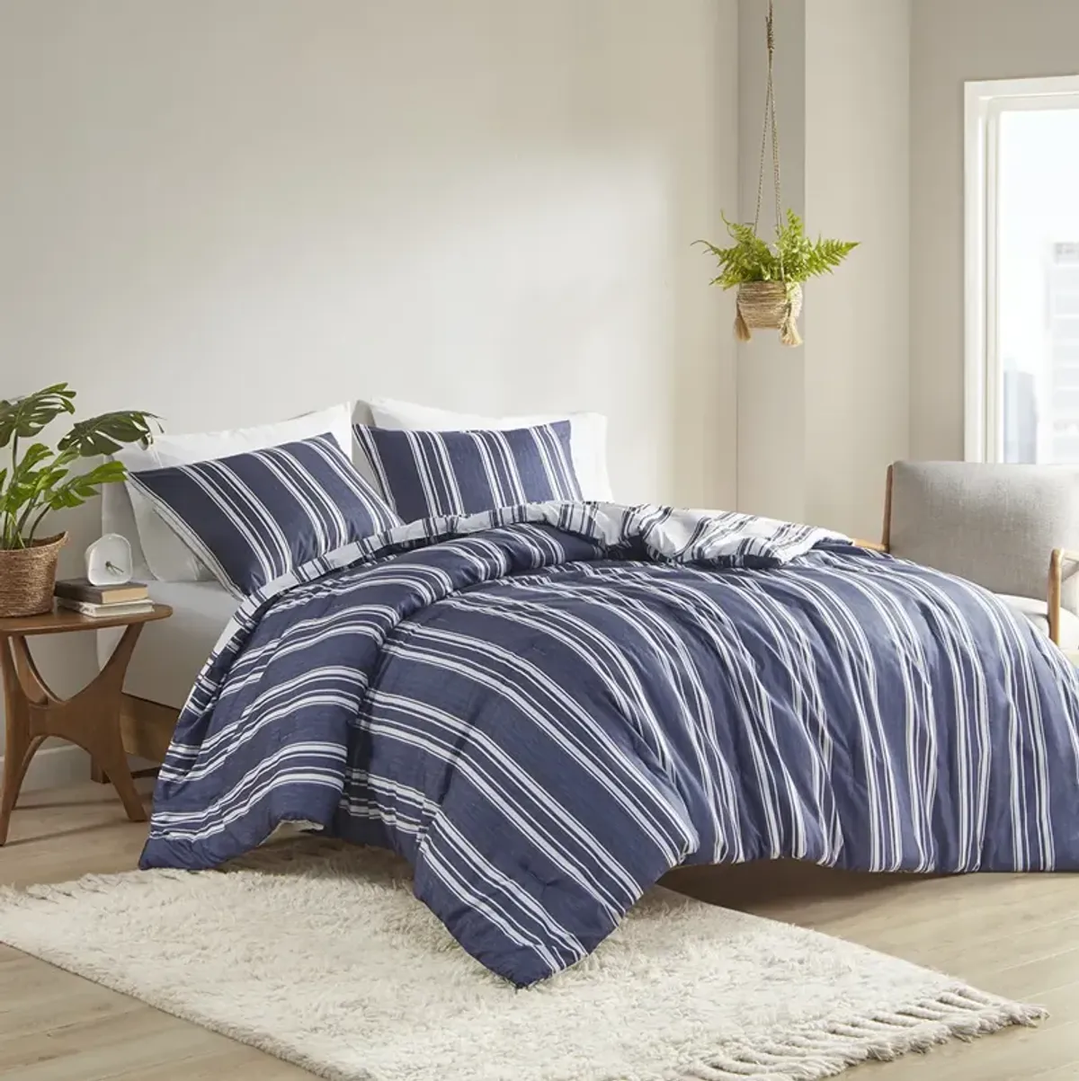 Intelligent Design Cobi Navy Striped Reversible Comforter Set