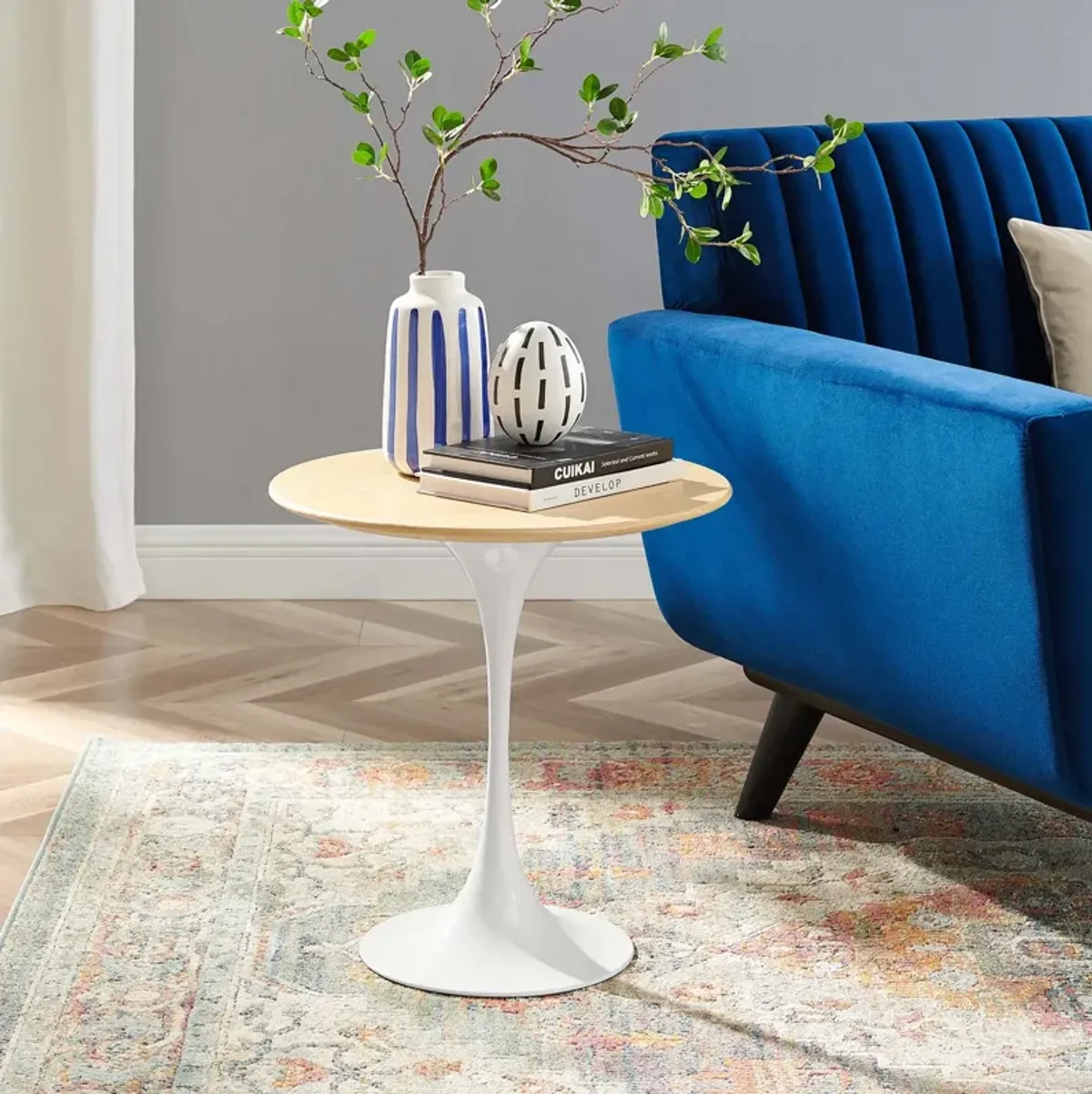 Lippa Side Table