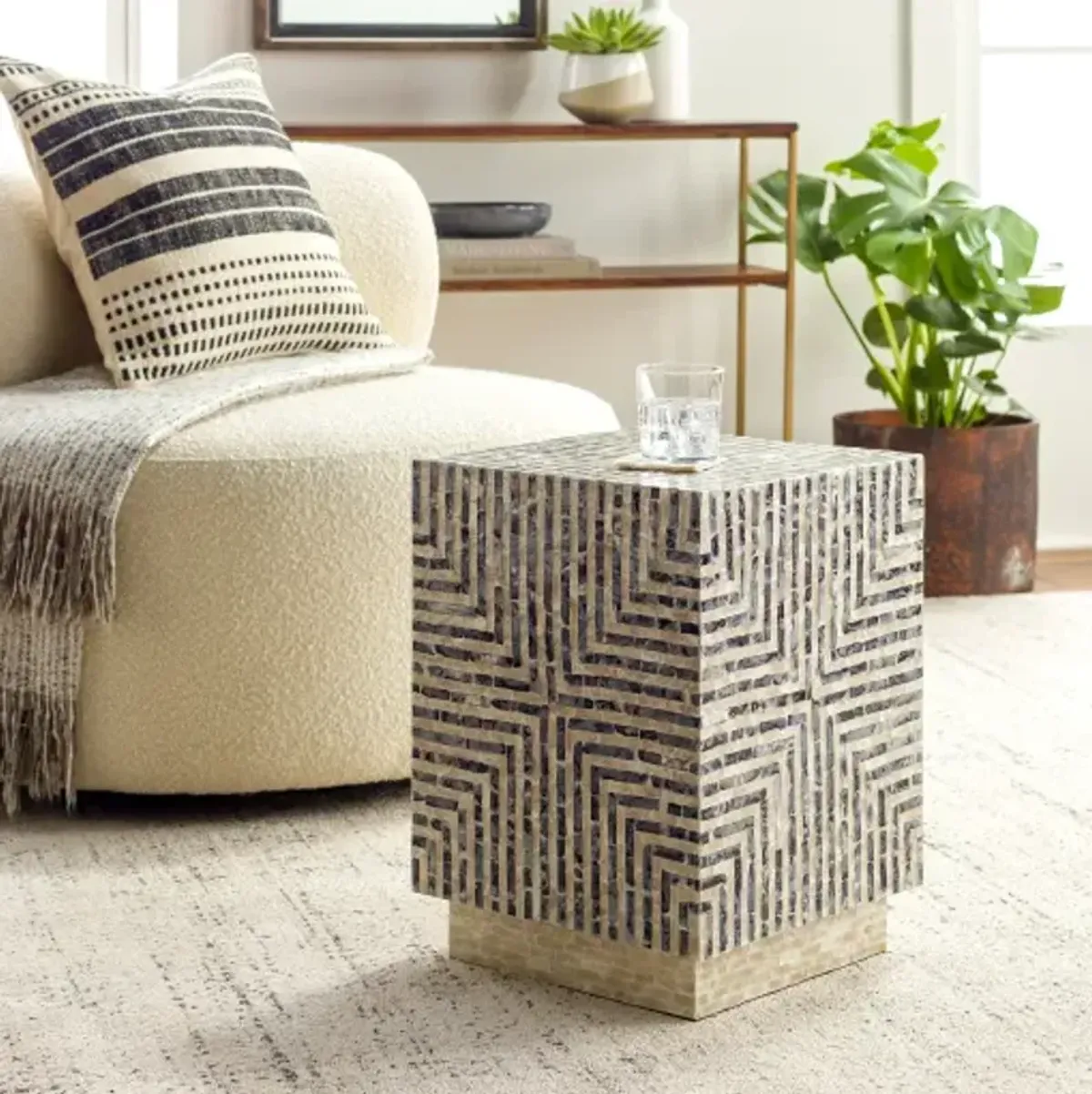 Lharysa End Table