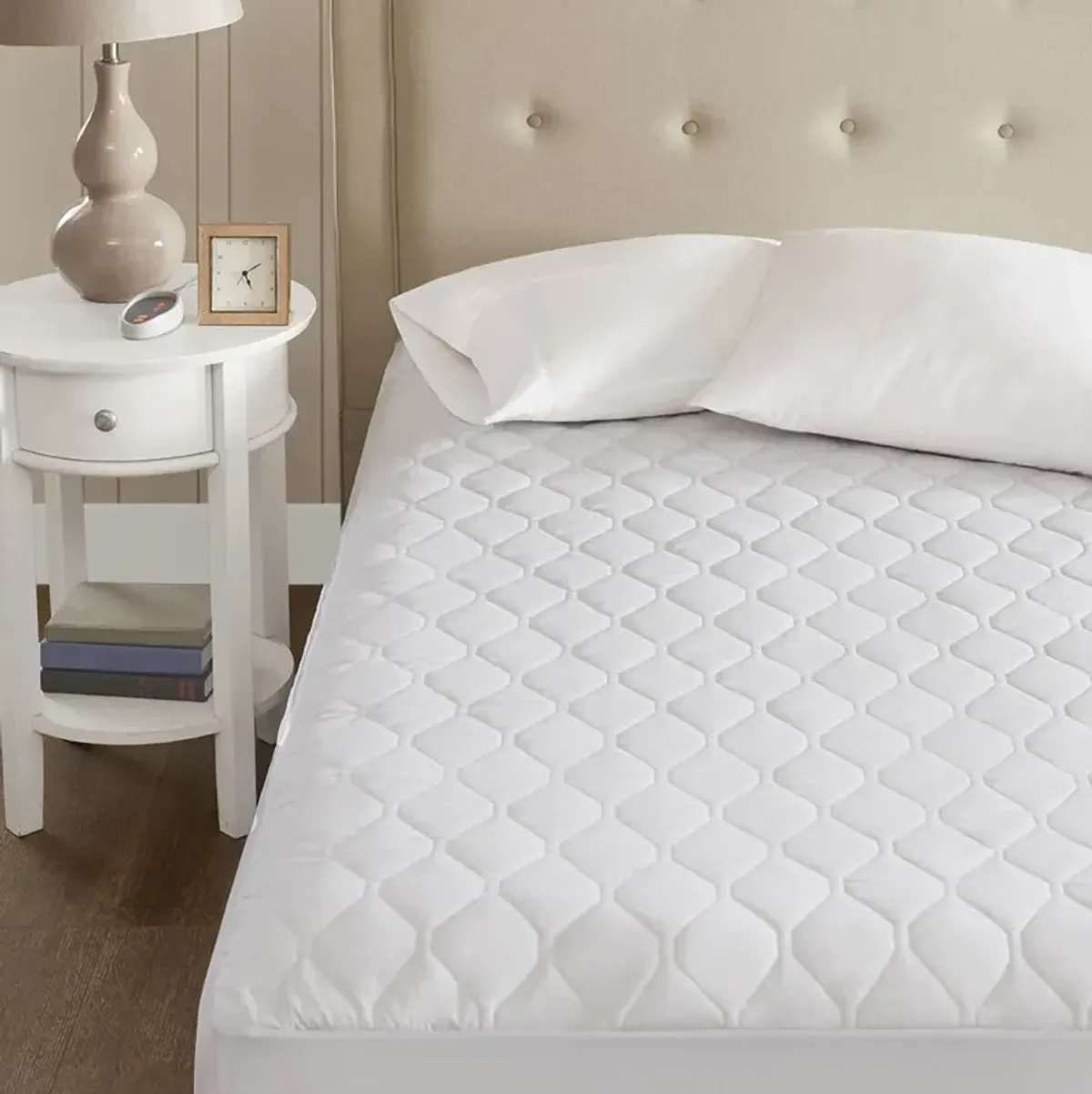 Beautyrest Heated Microfiber White Mattress Pad with 3M Scotchgard