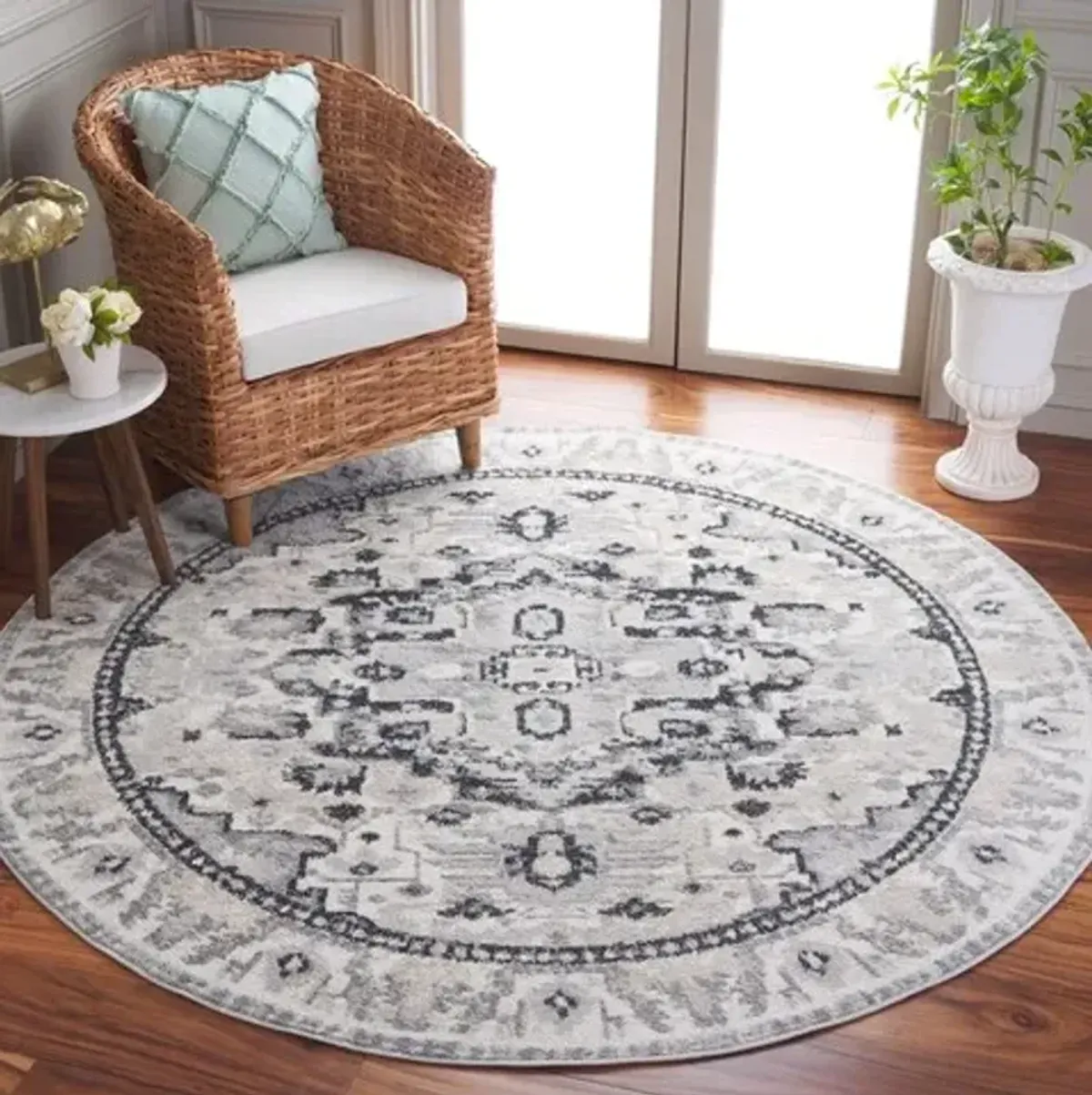 LAYLA 107 Grey 6'-7' X 6'-7' Round Round Rug
