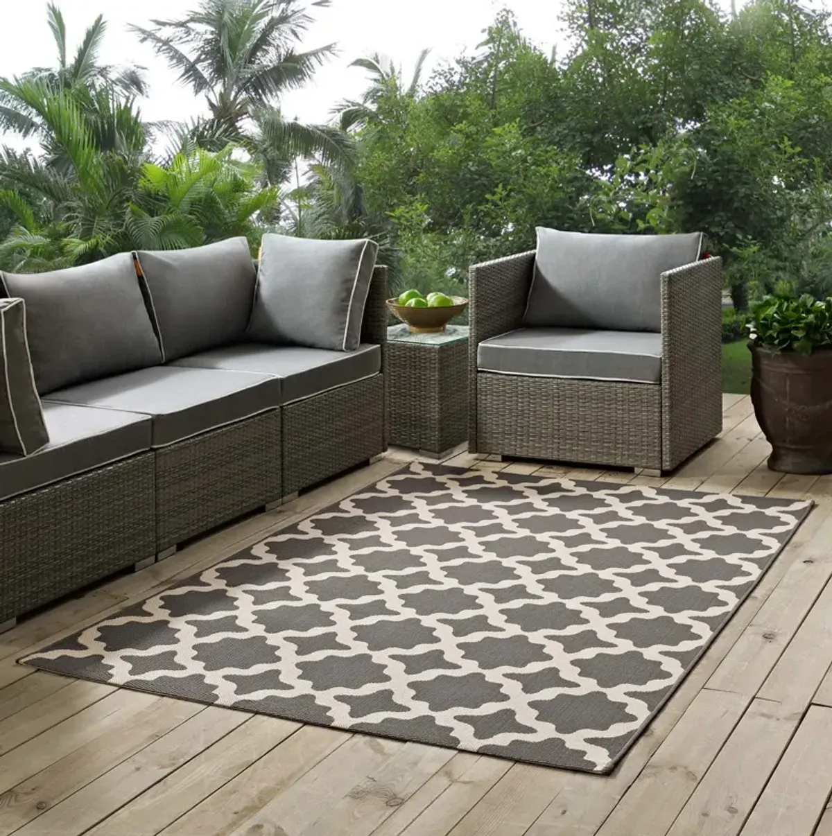 Cerelia Moroccan Trellis 8x10 Indoor and Outdoor Area Rug