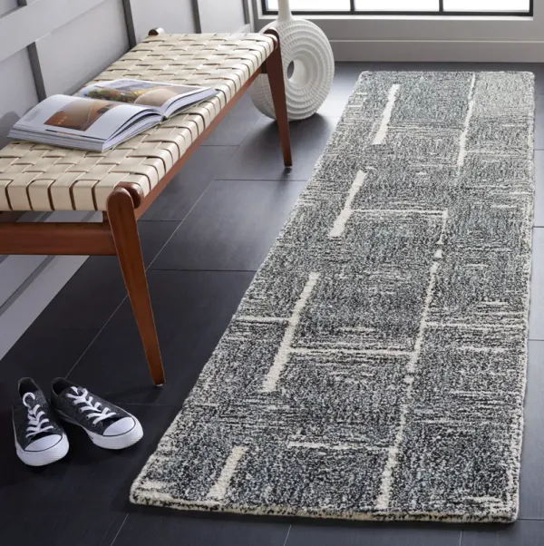 METRO Hand Tufted 2'-3' x 9' runner