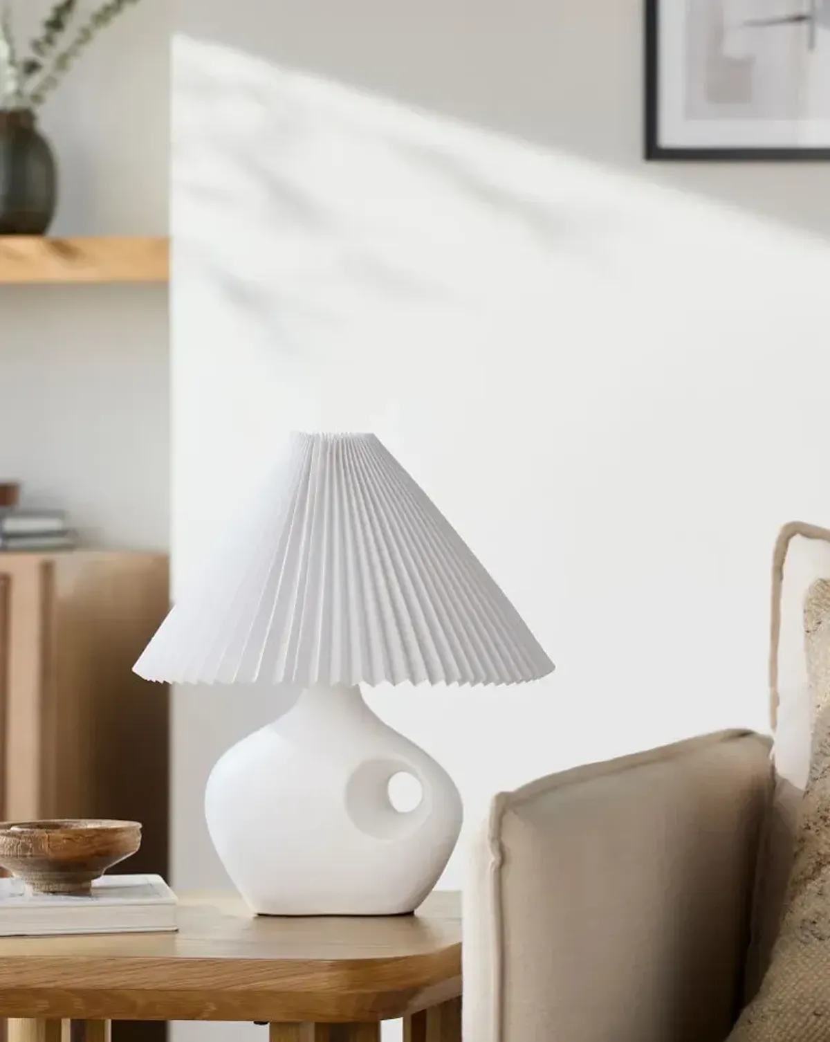 Tolve TLV-001 25"H x 14"W x 14"D Accent Table Lamp