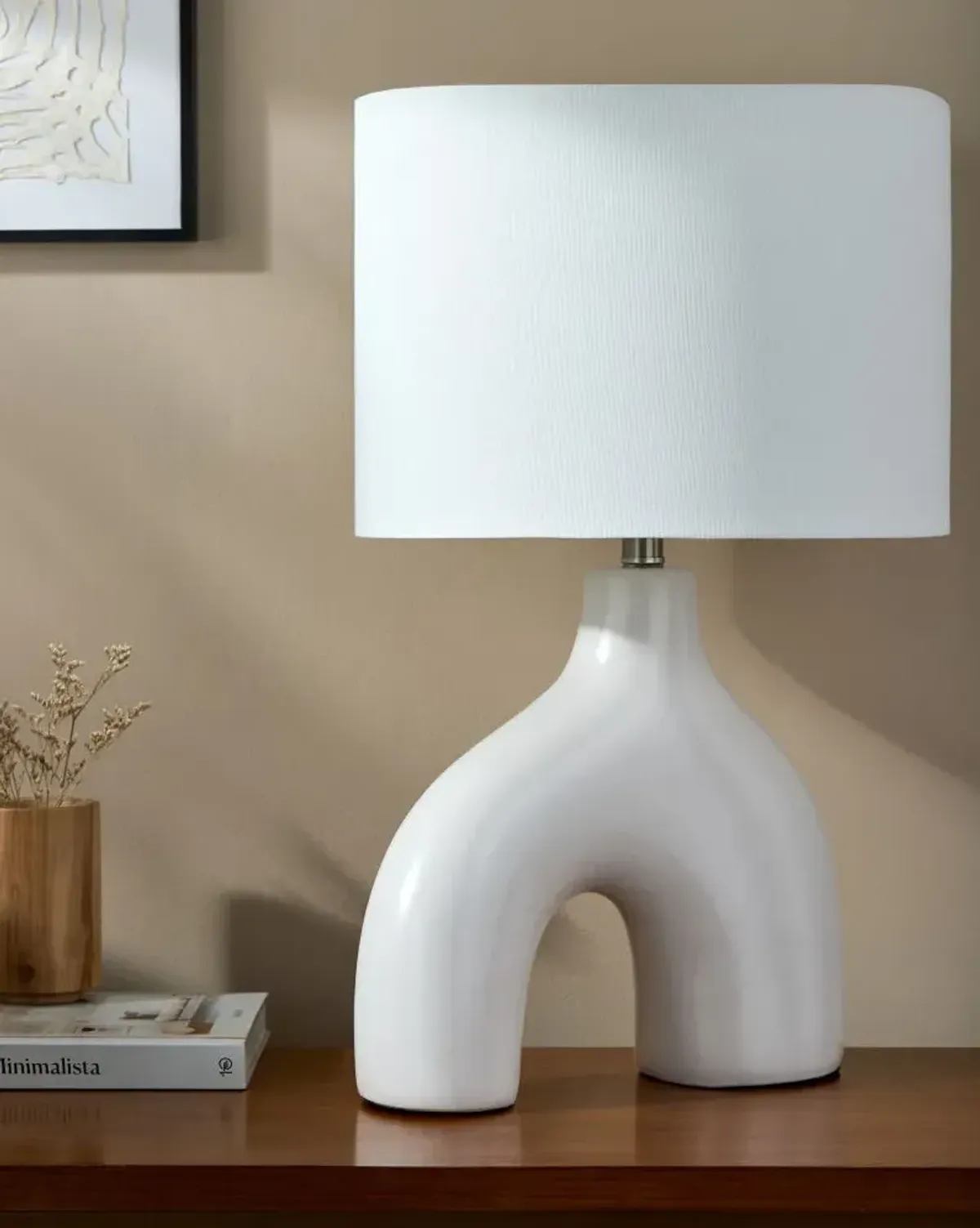 Solara SLR-003 25"H x 14"W x 14"D Accent Table Lamp