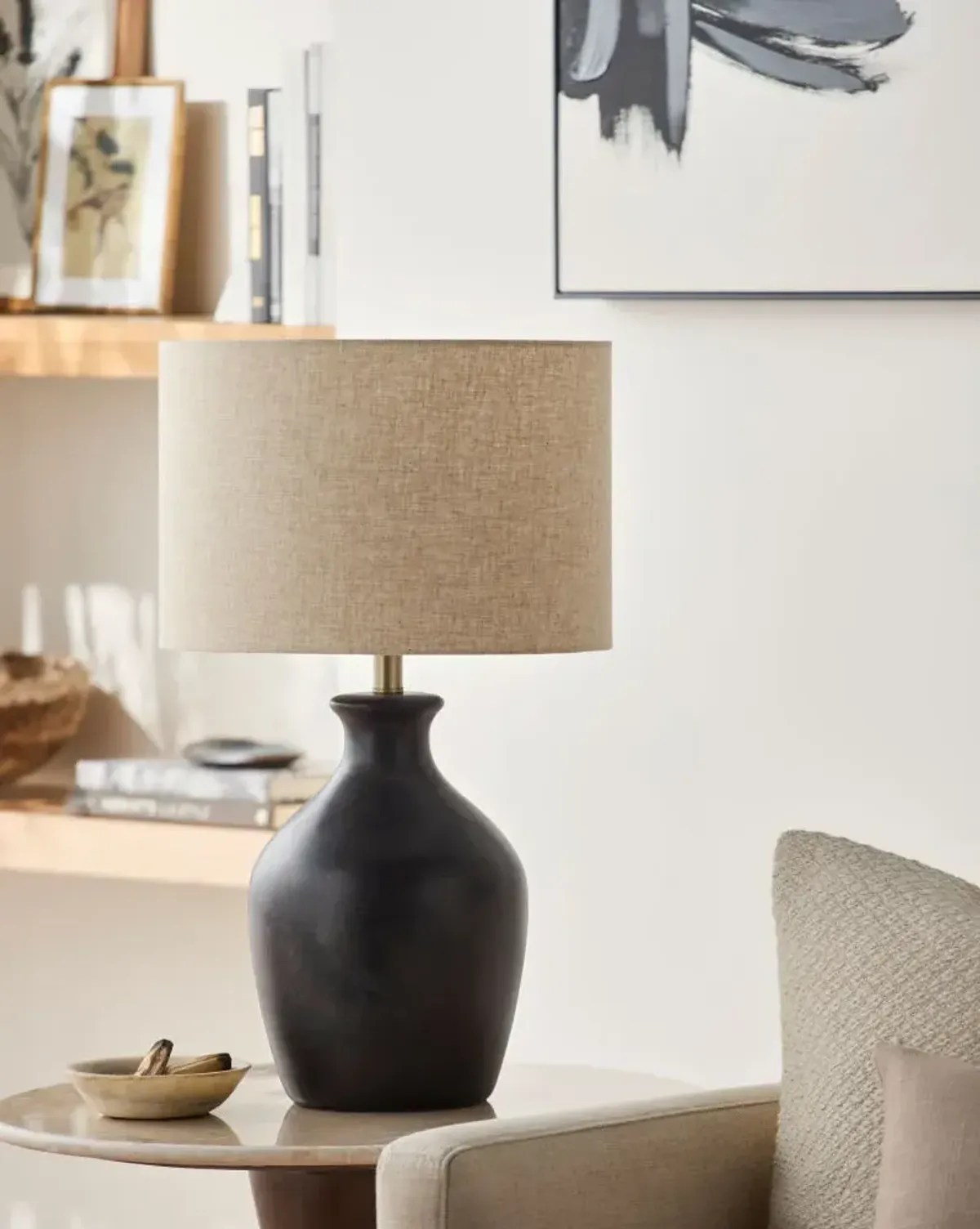 Karole KOE-001 25"H x 15"W x 15"D Accent Table Lamp