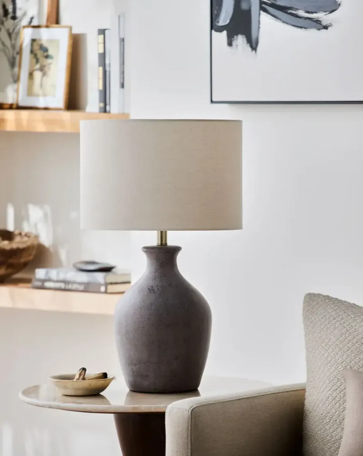 Karole KOE-002 25"H x 15"W x 15"D Accent Table Lamp