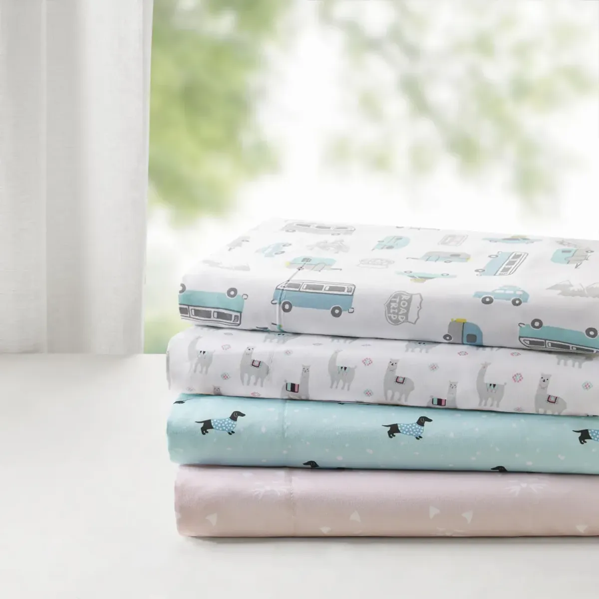 Intelligent Design Novelty Aqua Dogs Print Sheet Set