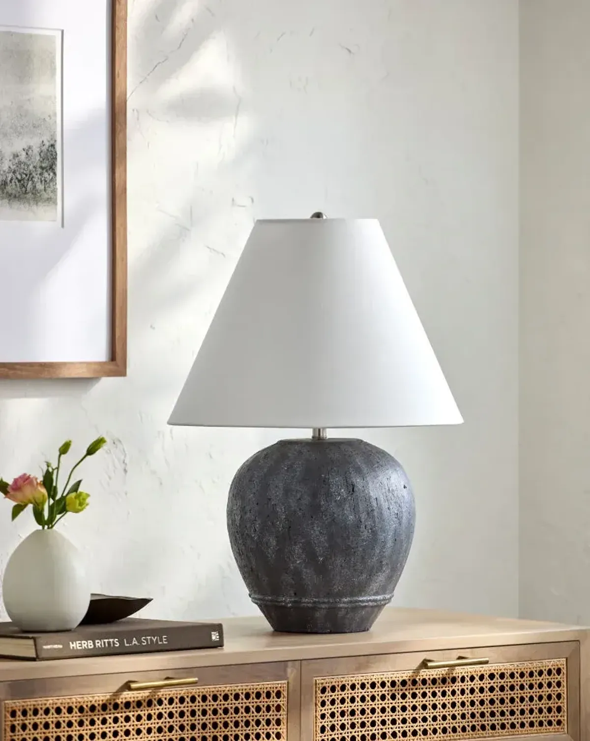 Bagre BAG-001 22"H x 16"W x 16"D Accent Table Lamp
