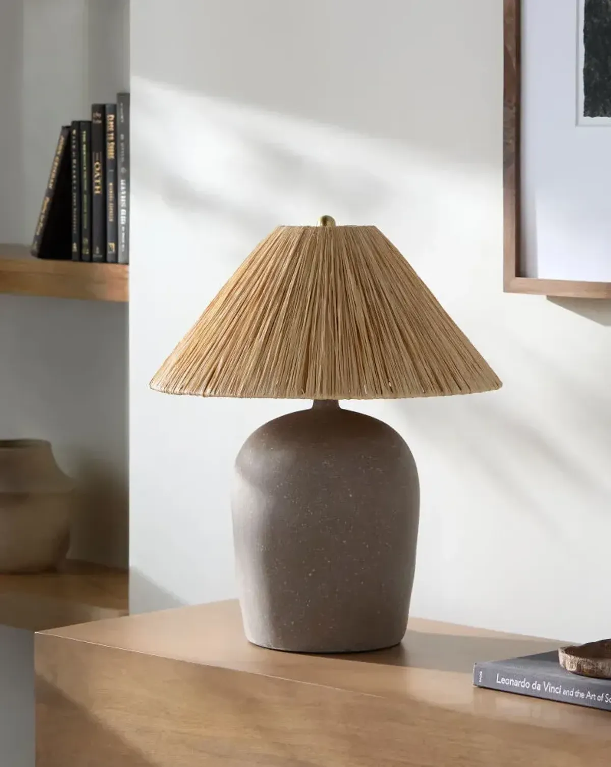 Otahu OTH-016 20"H x 17"W x 17"D Accent Table Lamp