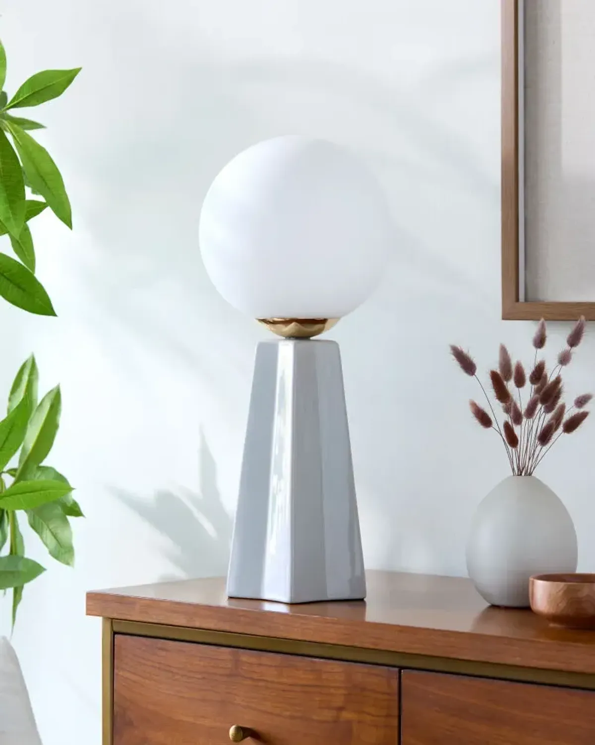 Stellan NLL-011 18"H x 8"W x 10"D Accent Table Lamp