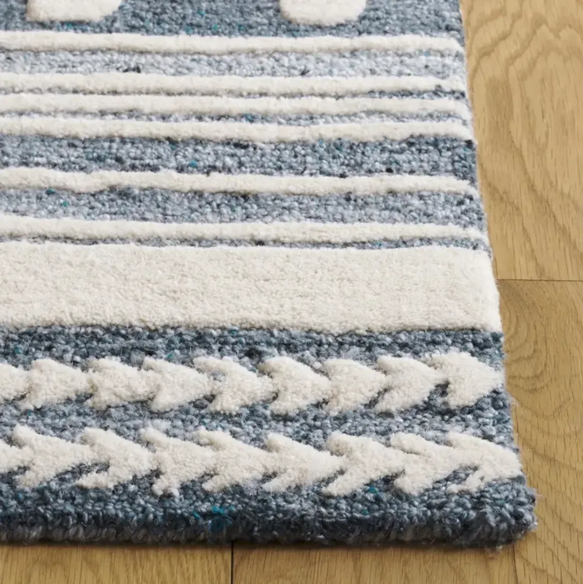 ABSTRACT 559 GREY  6' x 6' Square Square Rug