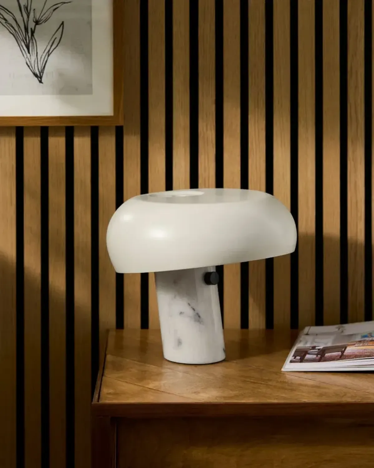 Loches LHS-001 10"H x 11"W x 11"D Accent Table Lamp