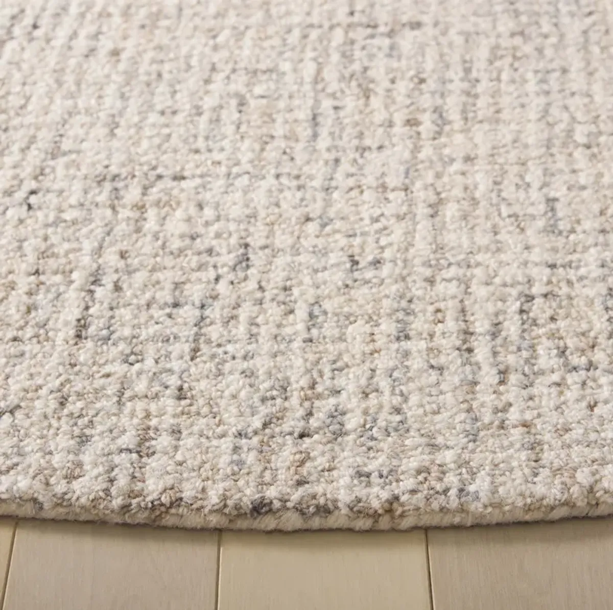 MARTHA STEWART Hand Tufted 6' x 6' Round area rug