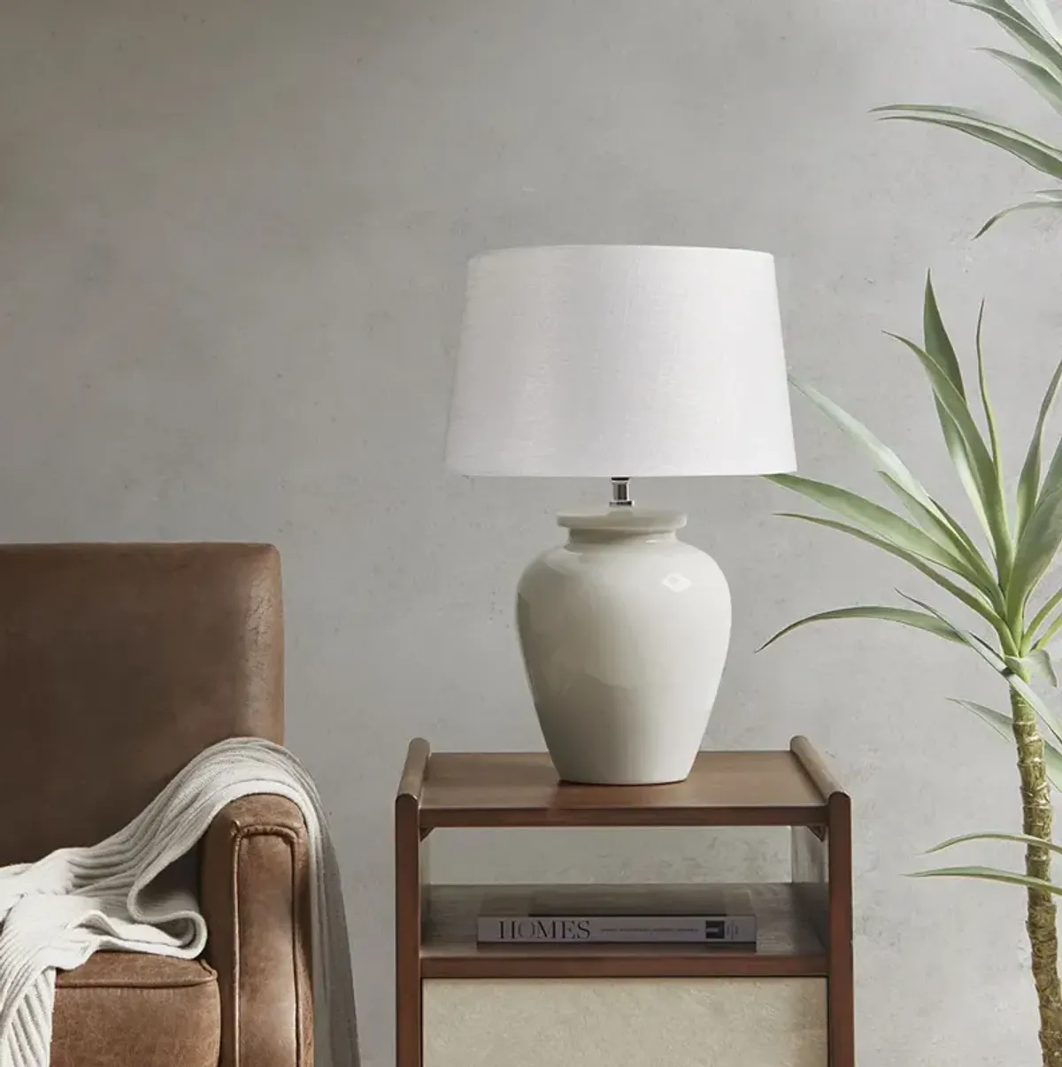 INK+IVY Anzio Cream Ceramic Table Lamp