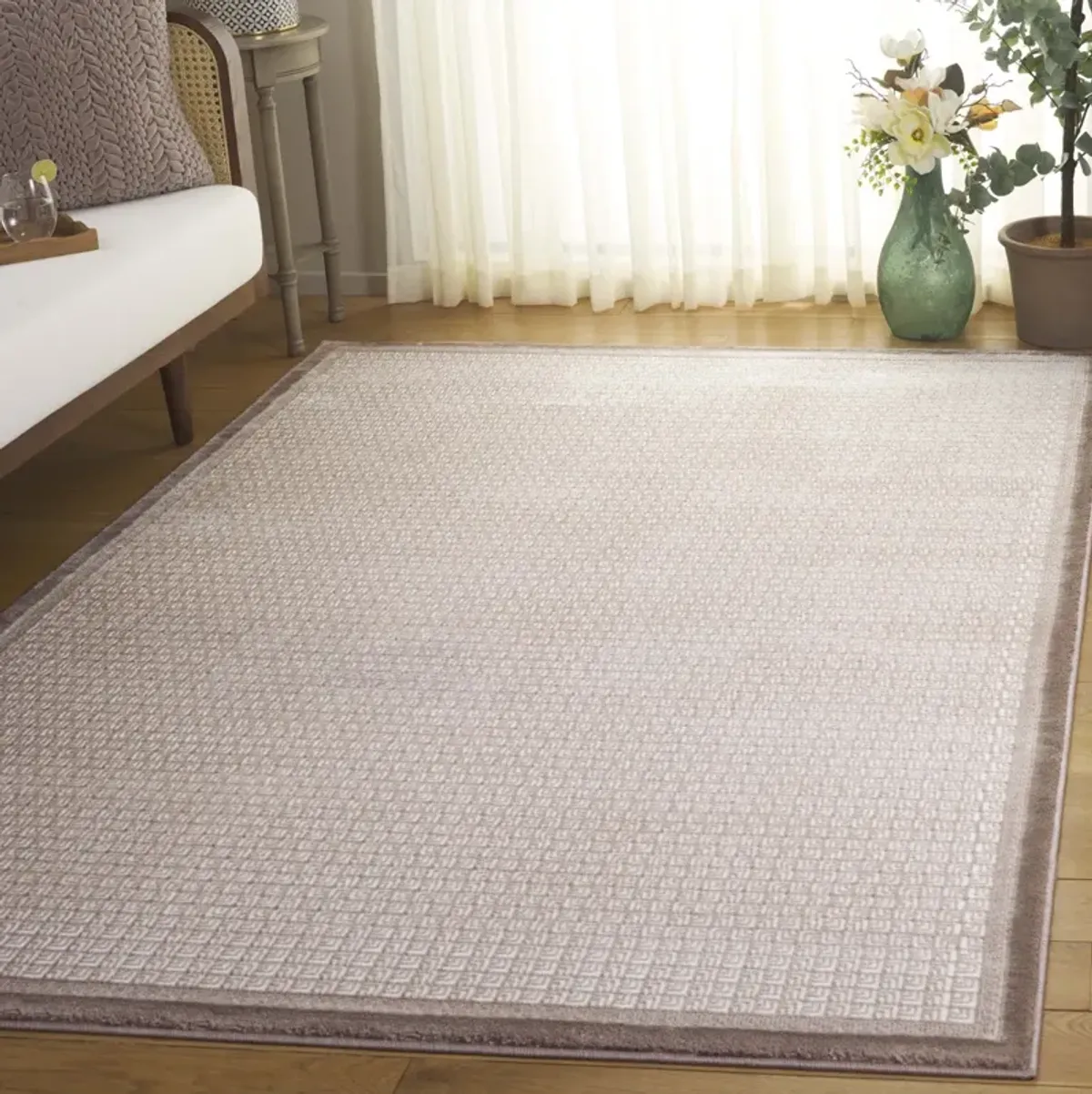 PRESTIGE 132 IVORY  8' x 10' Large Rectangle Rug